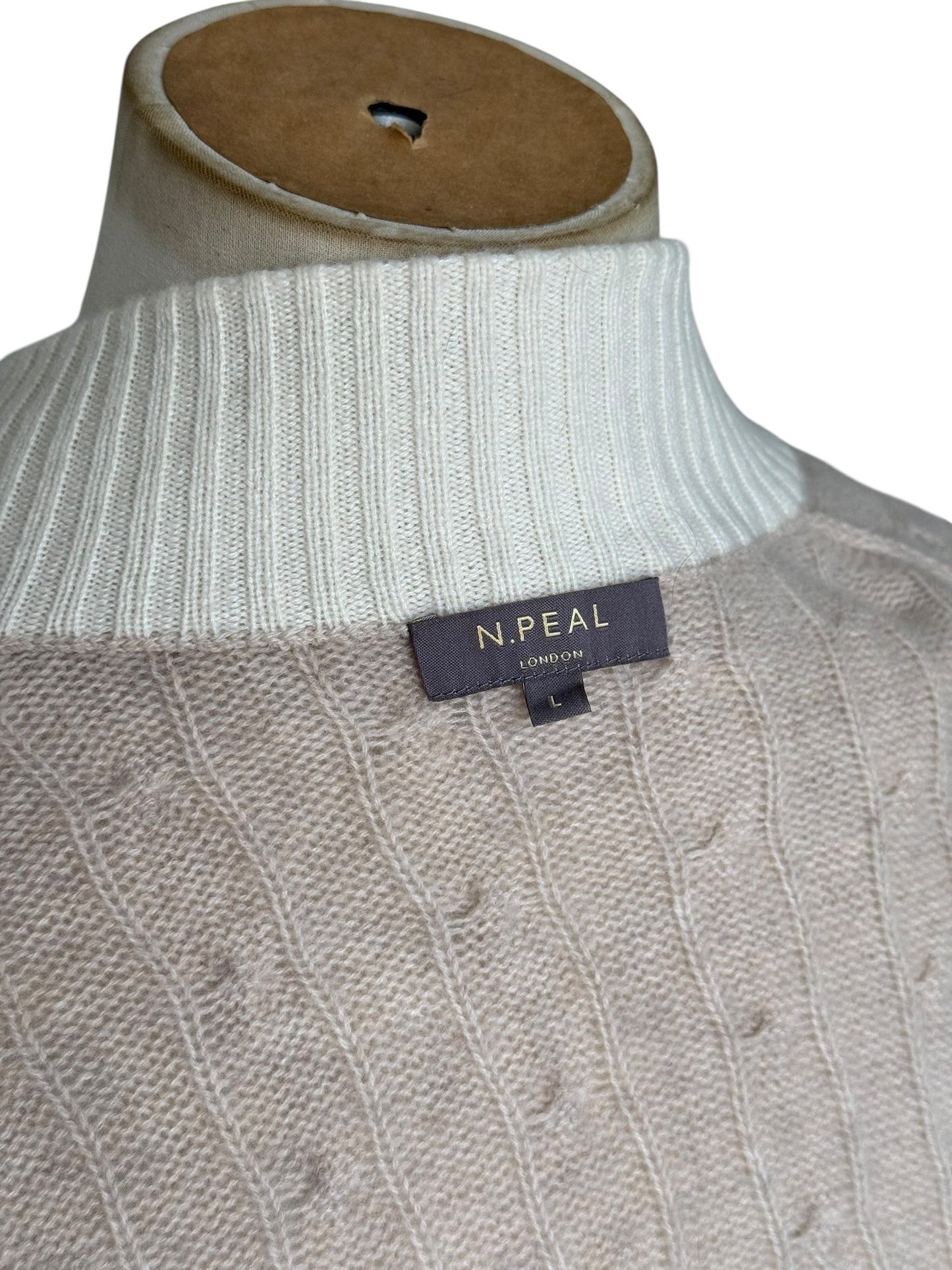 Men’s N. Peal Cashmere Cardigan Beige Cable Knit Size Large AW22