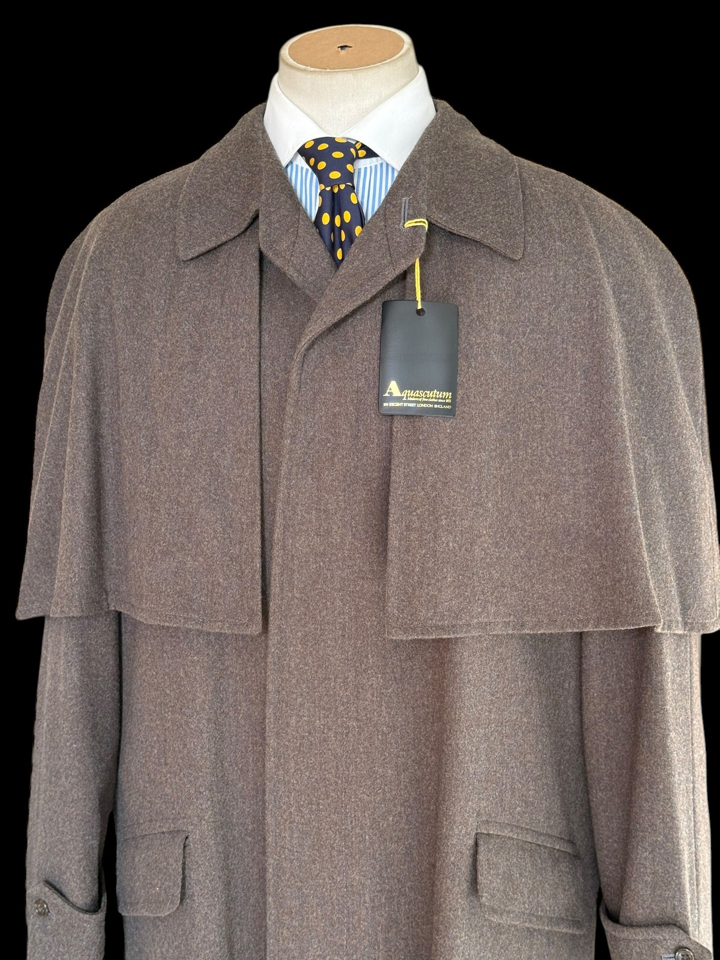 VTG Men’s Aquascutum Inverness Cape Coat Overcoat 42R (25” P2P)