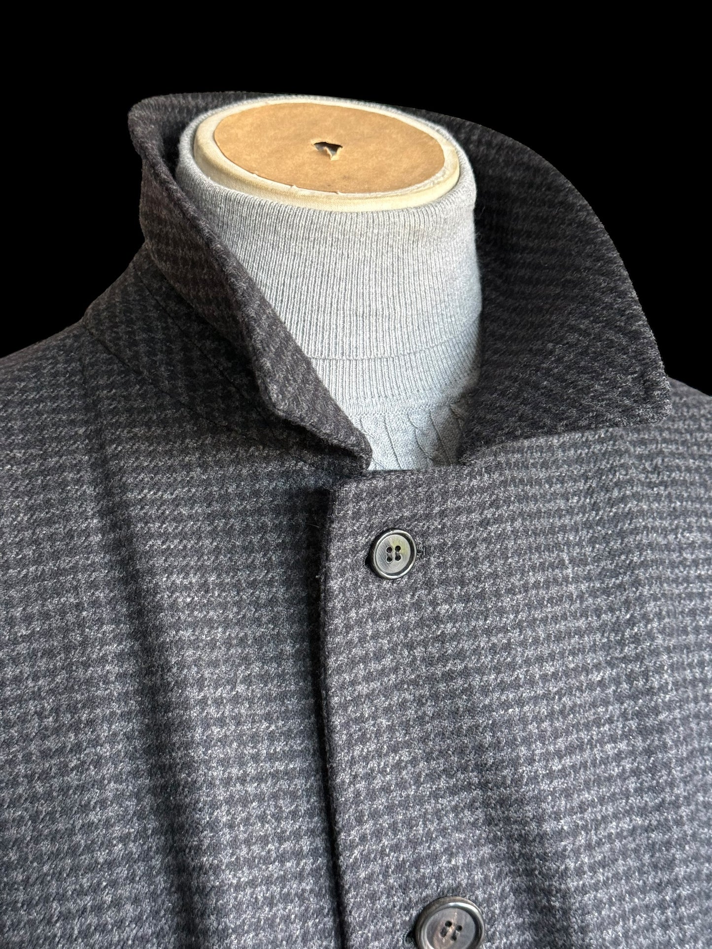 Brioni Belted Milano Overcoat 54 UK44 Raglan Houndstooth Black Grey Wool Unlined