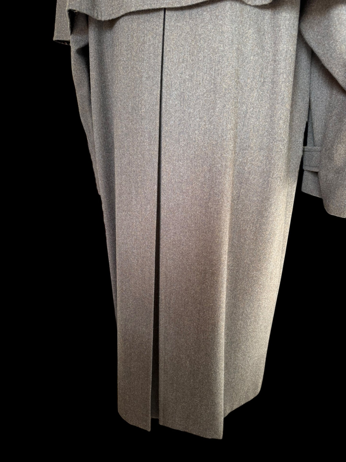 VTG Men’s Aquascutum Inverness Cape Coat Overcoat 42R (25” P2P)