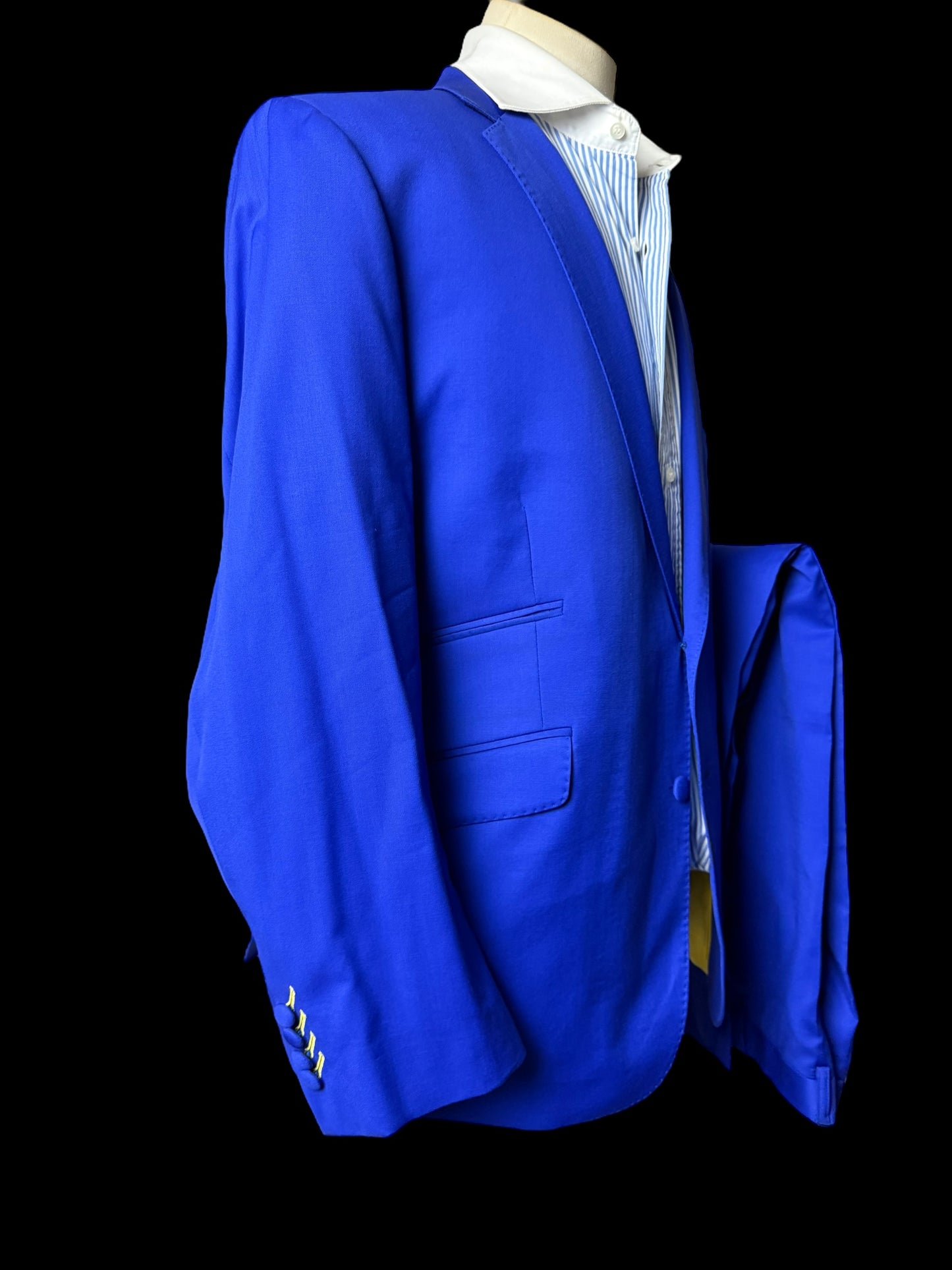 Bespoke Scabal Electric Blue Suit 44S / W40S