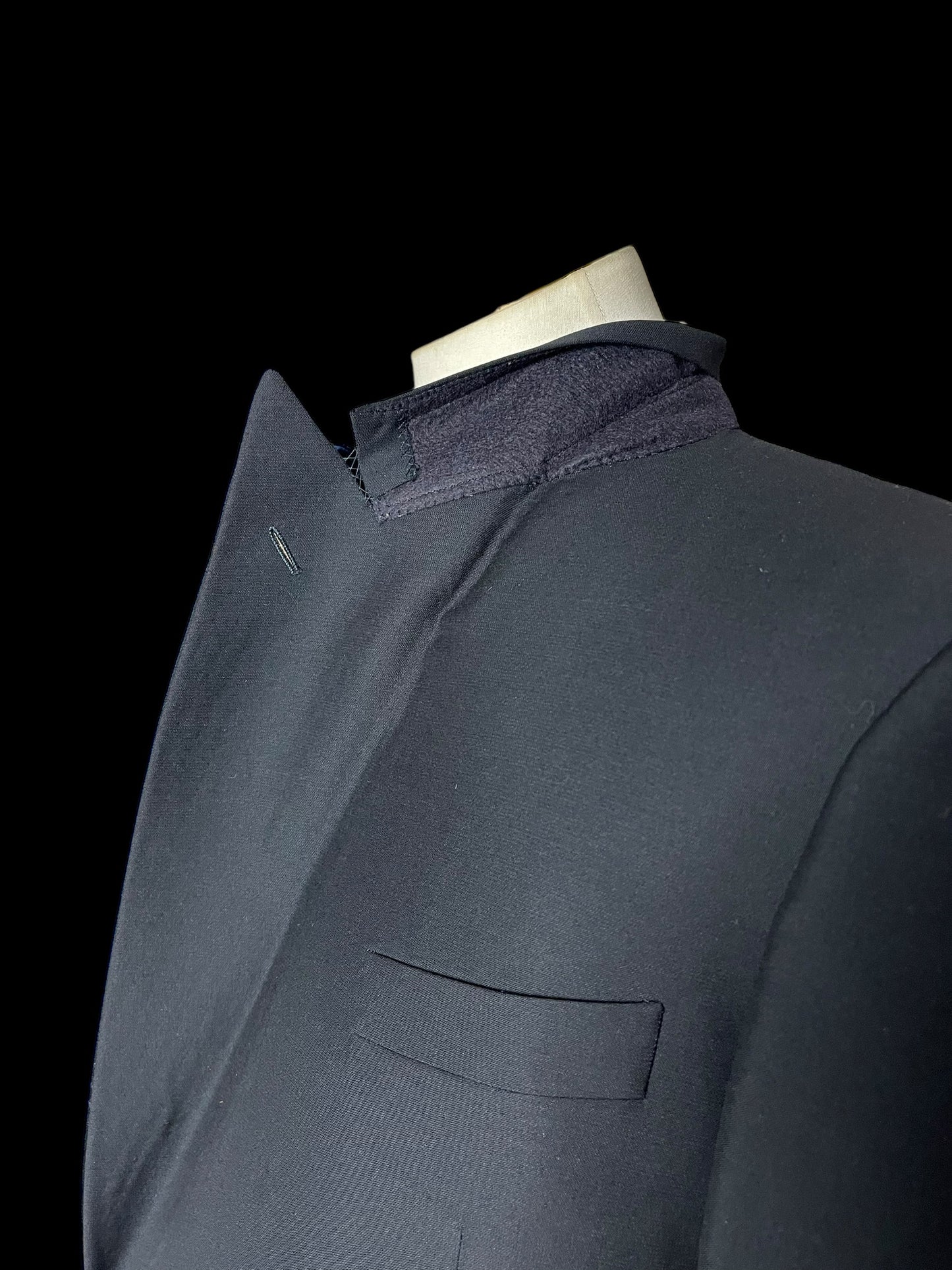 Gieves & Hawkes Double Breaster Dinner Suit 42L / W36R