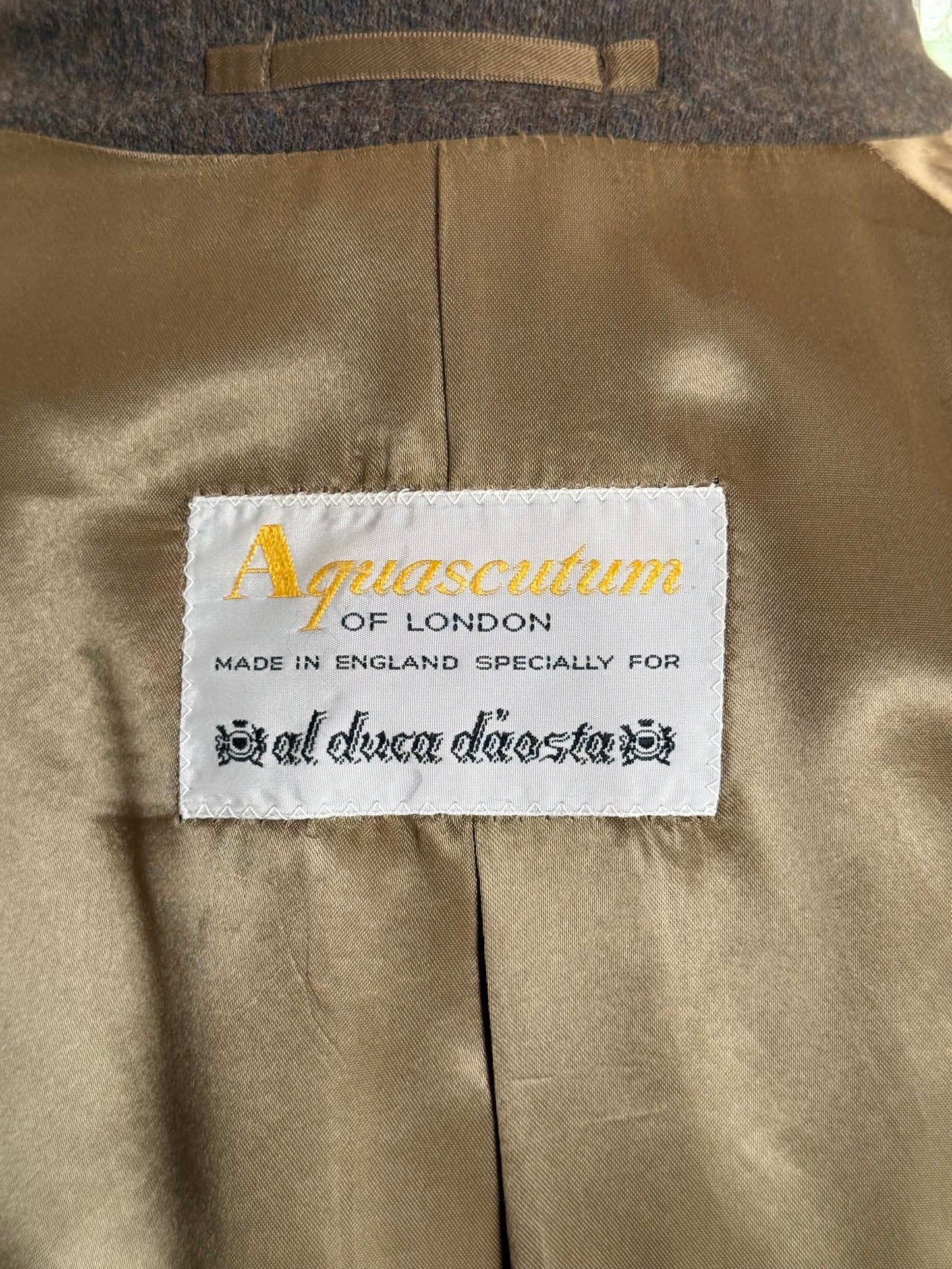 VTG Men’s Aquascutum Inverness Cape Coat Overcoat 42R (25” P2P)