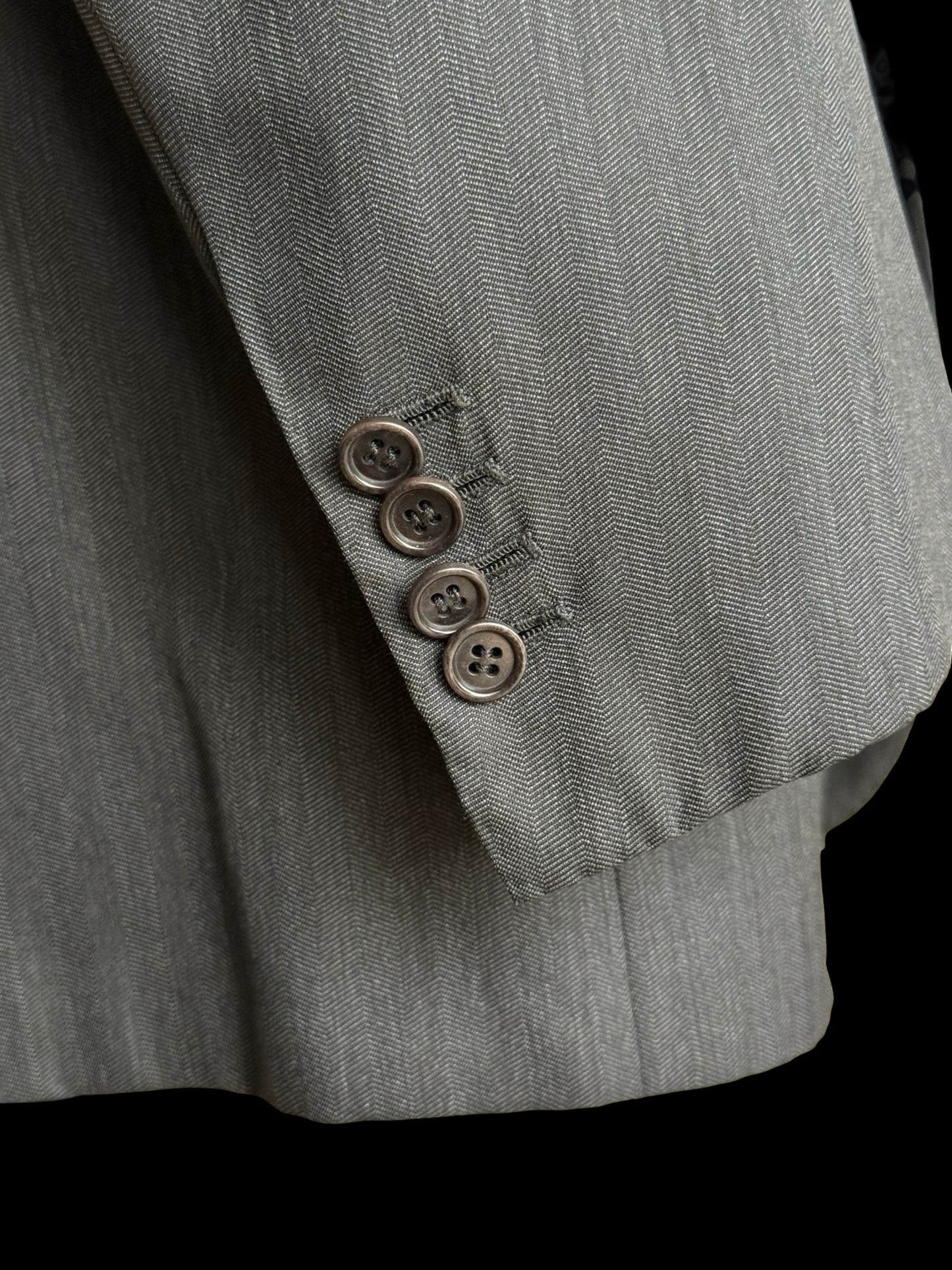 Kiton Grey Herringbone Suit 44L / W38L Diamante Blu Super 150’s 2 Roll 3