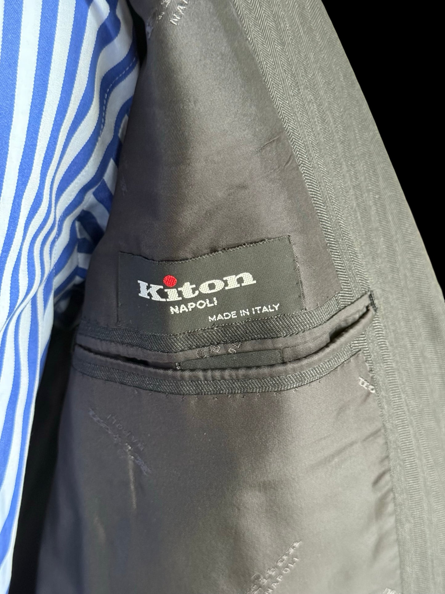 Kiton Grey Herringbone Suit 44L / W38L Diamante Blu Super 150’s 2 Roll 3