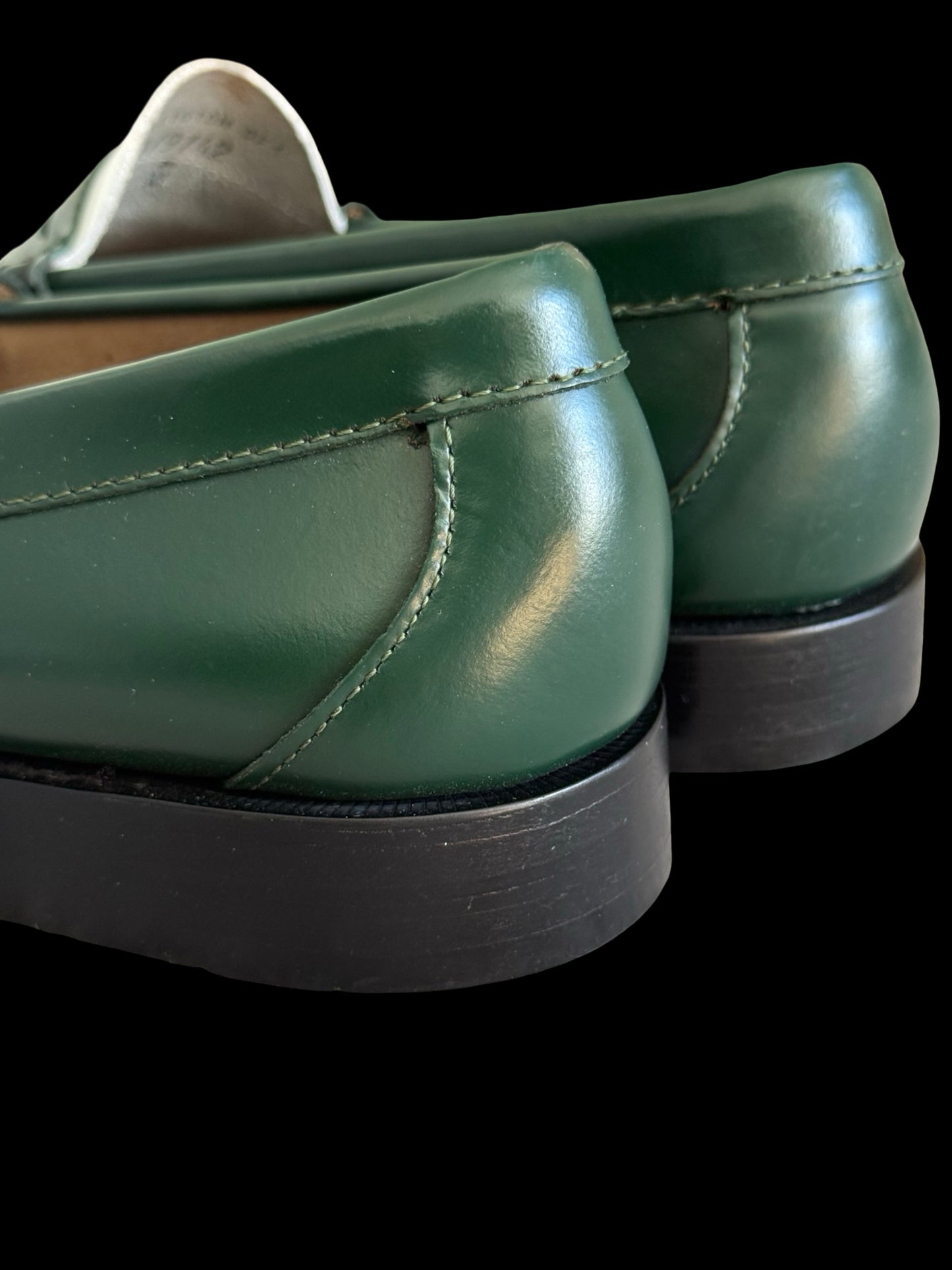 G.H Bass Weejuns Penny Loafers 42 UK8 E Green & White NEW