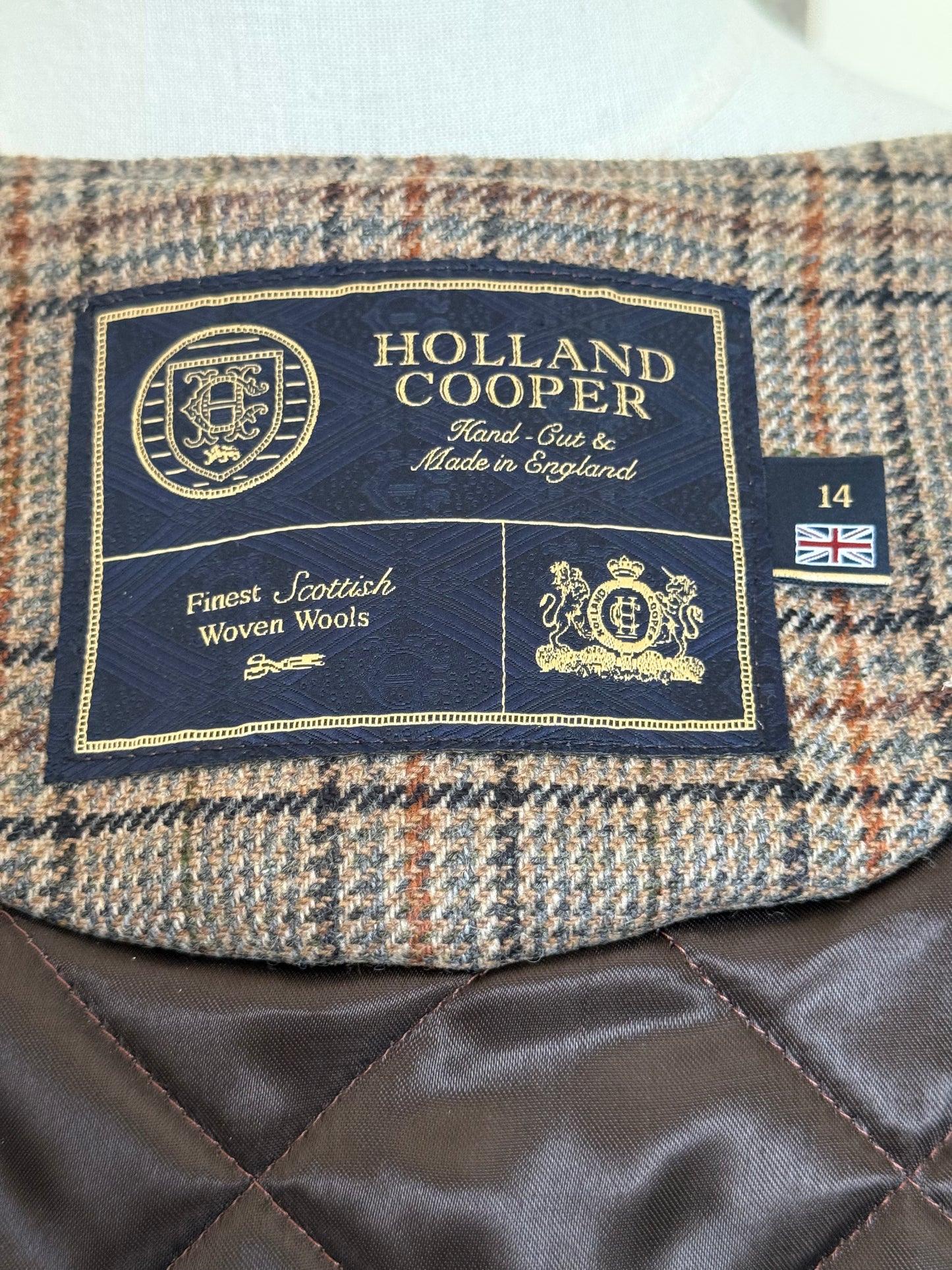 Holland & Cooper Tweed Field Vest UK14 Bourbon Tweed RRP £449