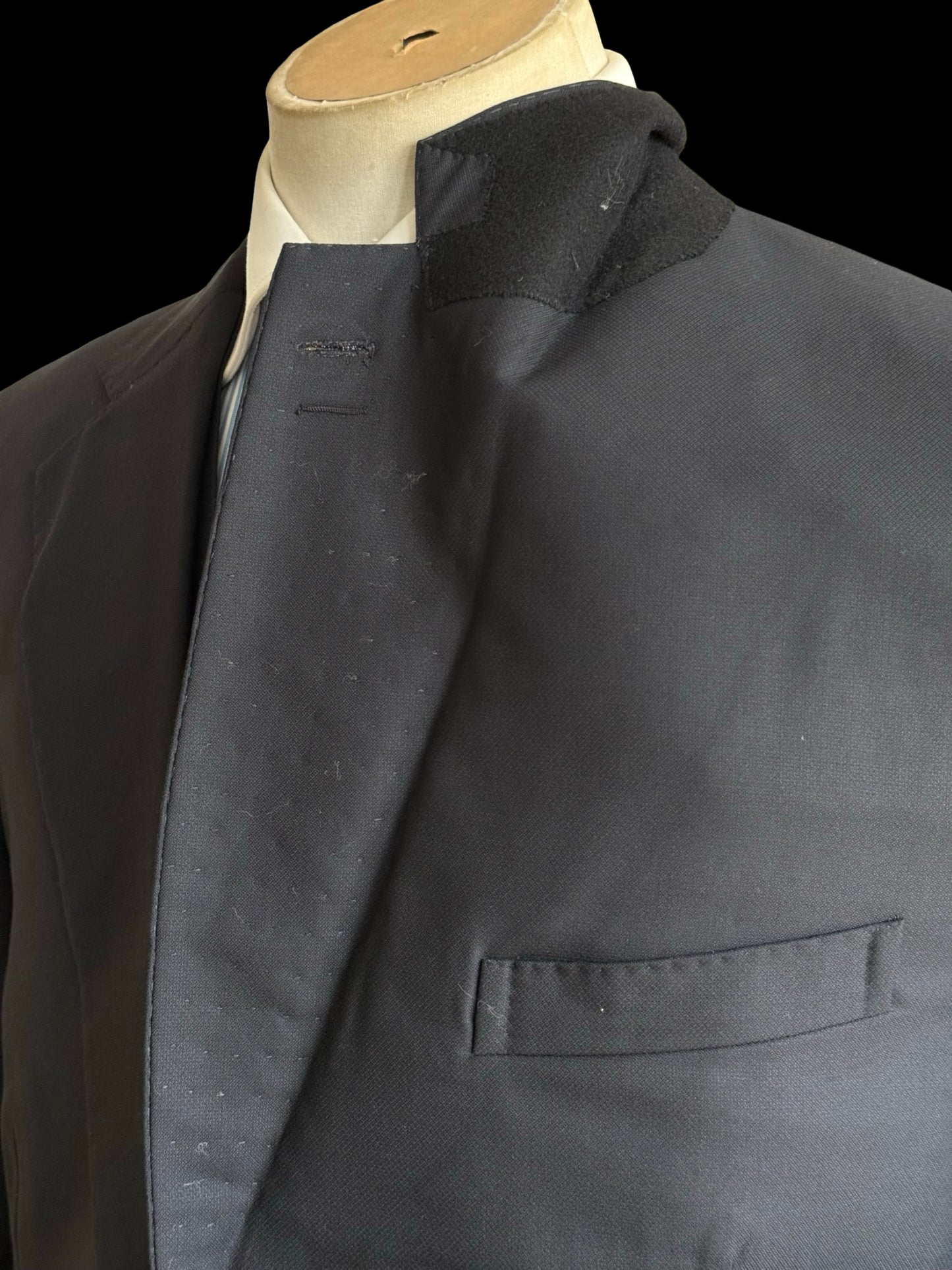 Savile Row Bespoke Cad & Dandy 3PC Black Suit 44L / W42R