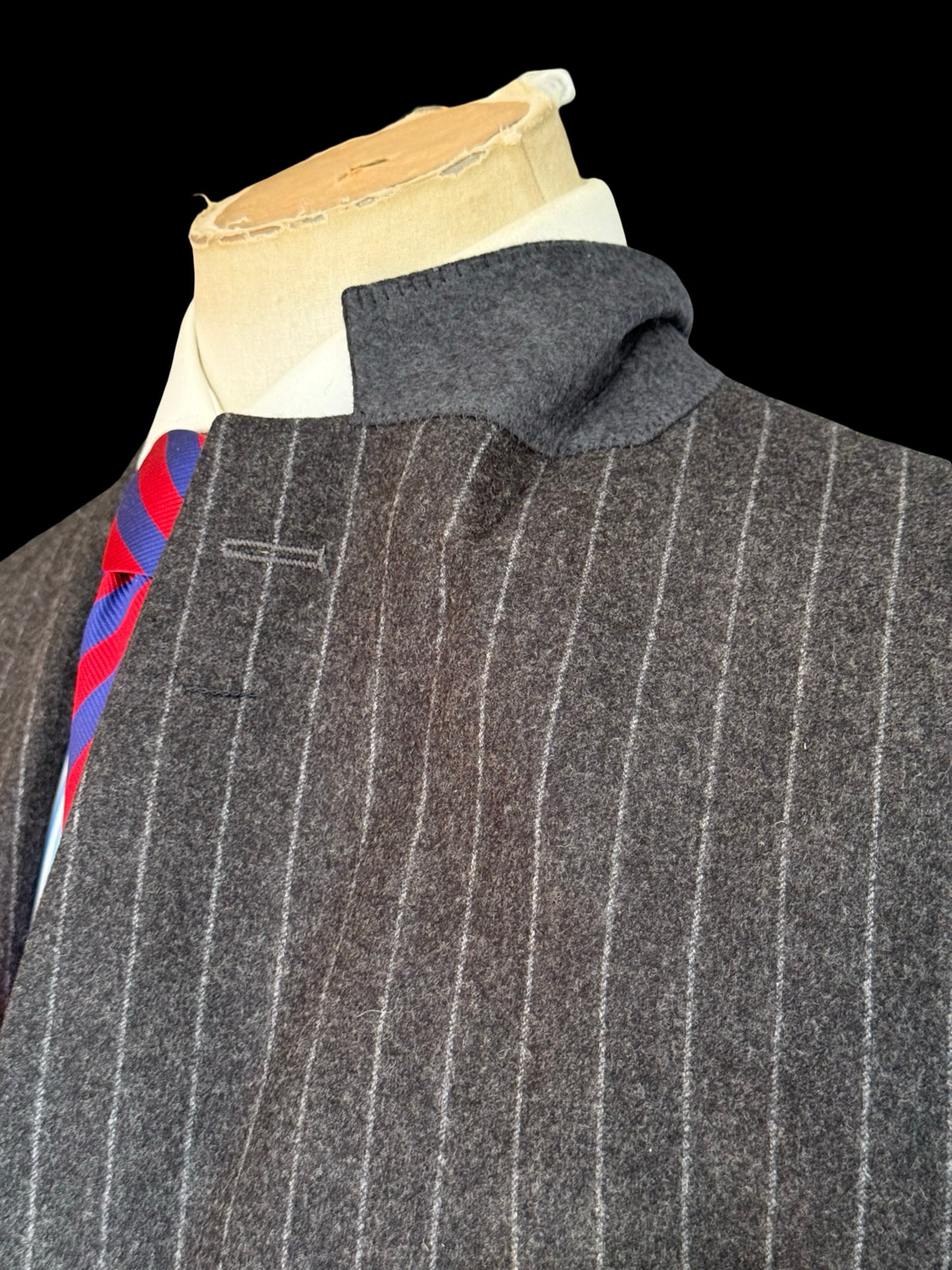 GIEVES & HAWKES Grey Flannel Chalk Stripe Suit Size 46L/ W40L Savile Row