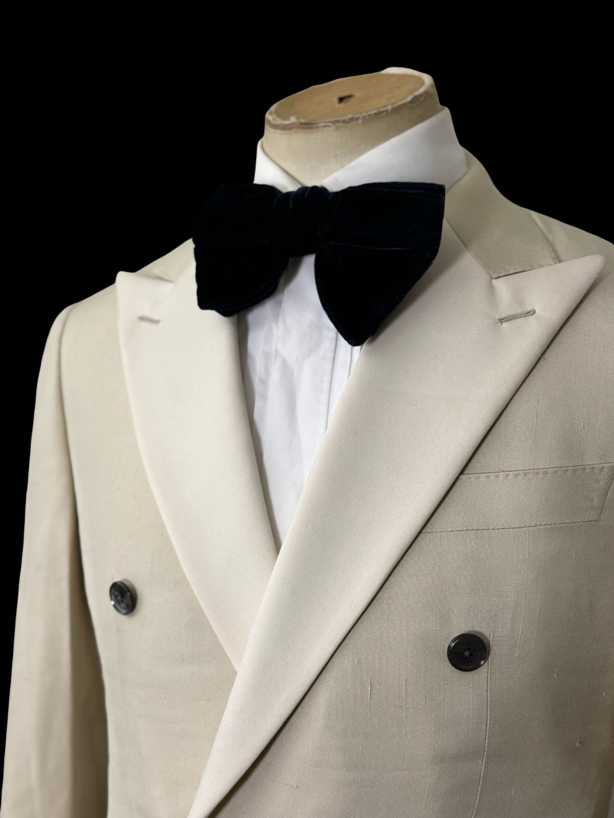 BNWT Thom Sweeney Cream Pure Silk Double Breasted Tuxedo Jacket 36R RRP £1375
