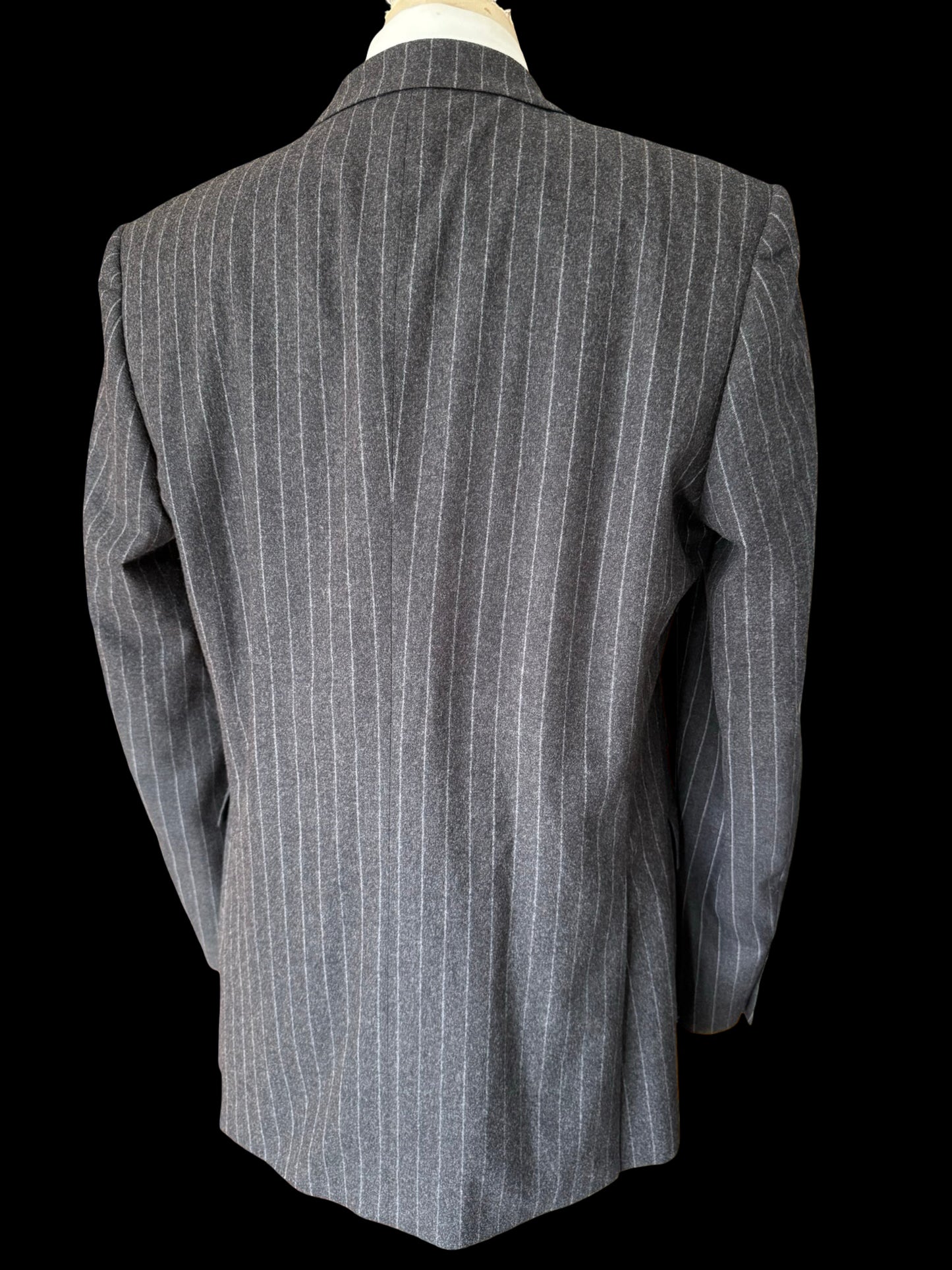 GIEVES & HAWKES Grey Flannel Chalk Stripe Suit Size 46L/ W40L Savile Row