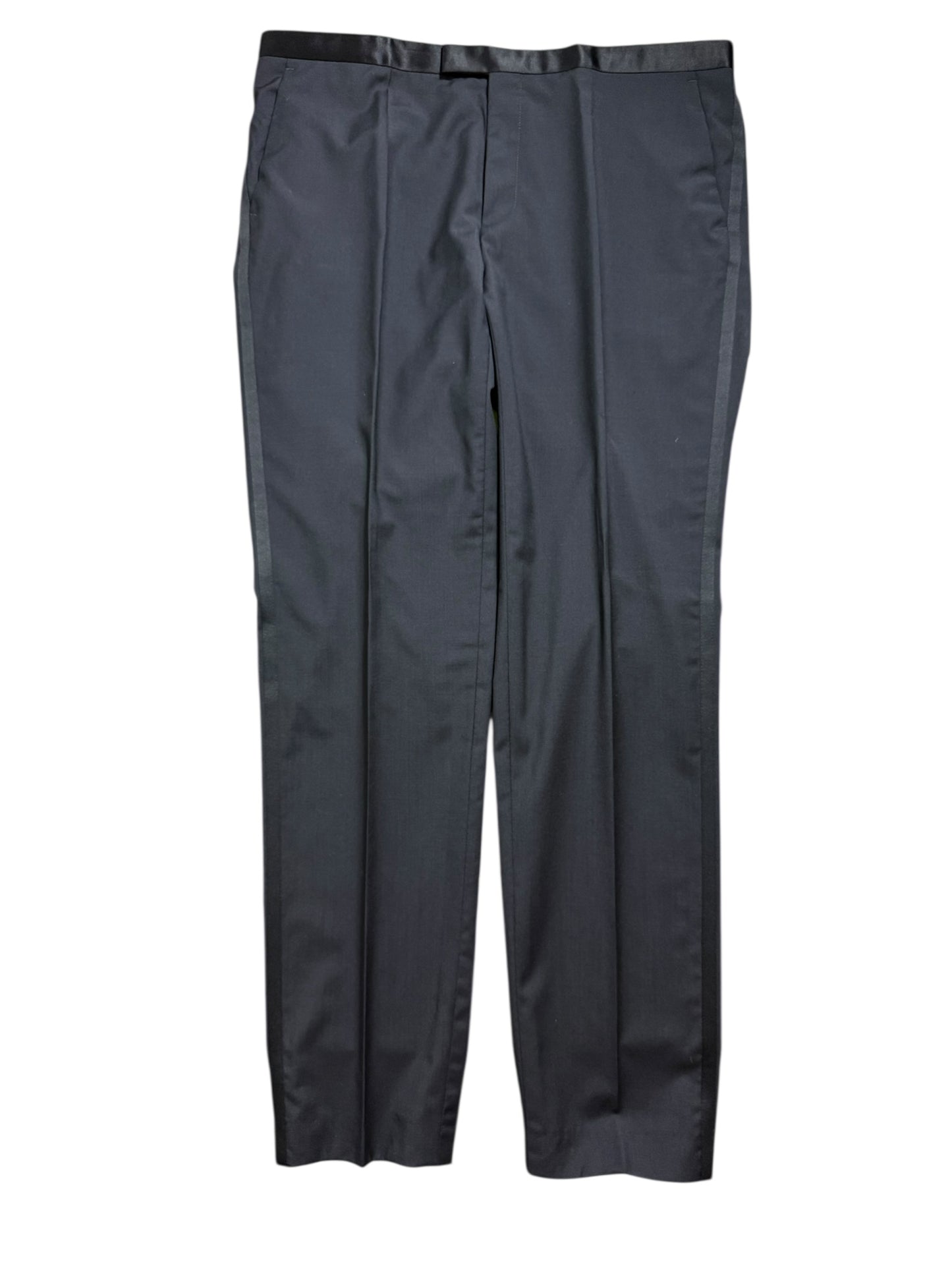 Men’s Hugo Boss Tuxedo Dinner Suit 44L / W40L Includes Cummerbund
