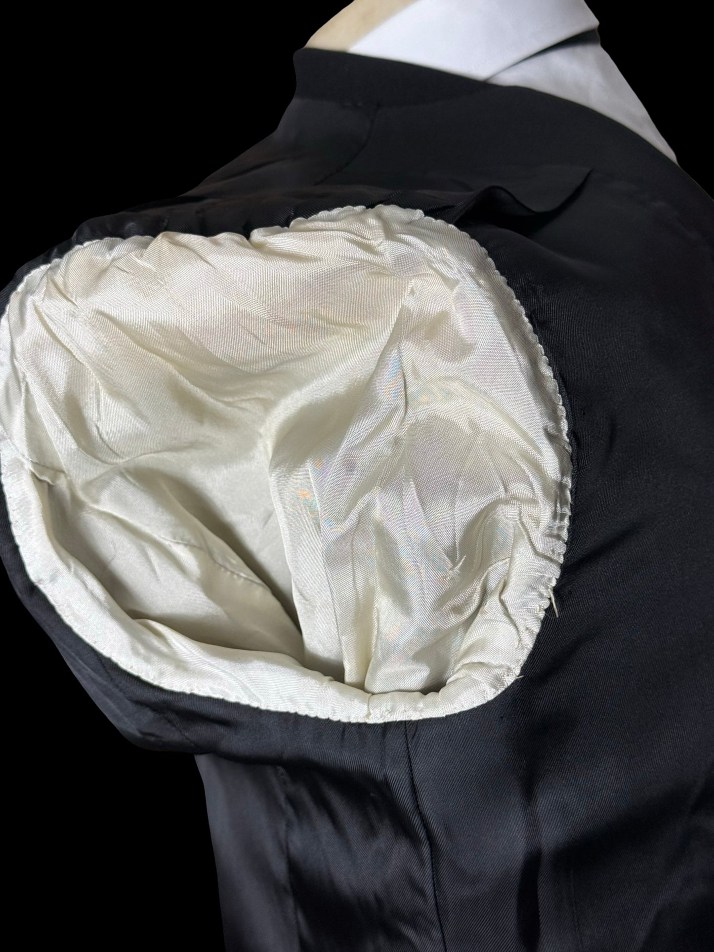 Vintage 1950’s Bespoke Harrods Double Breasted Dinner Jacket 42L