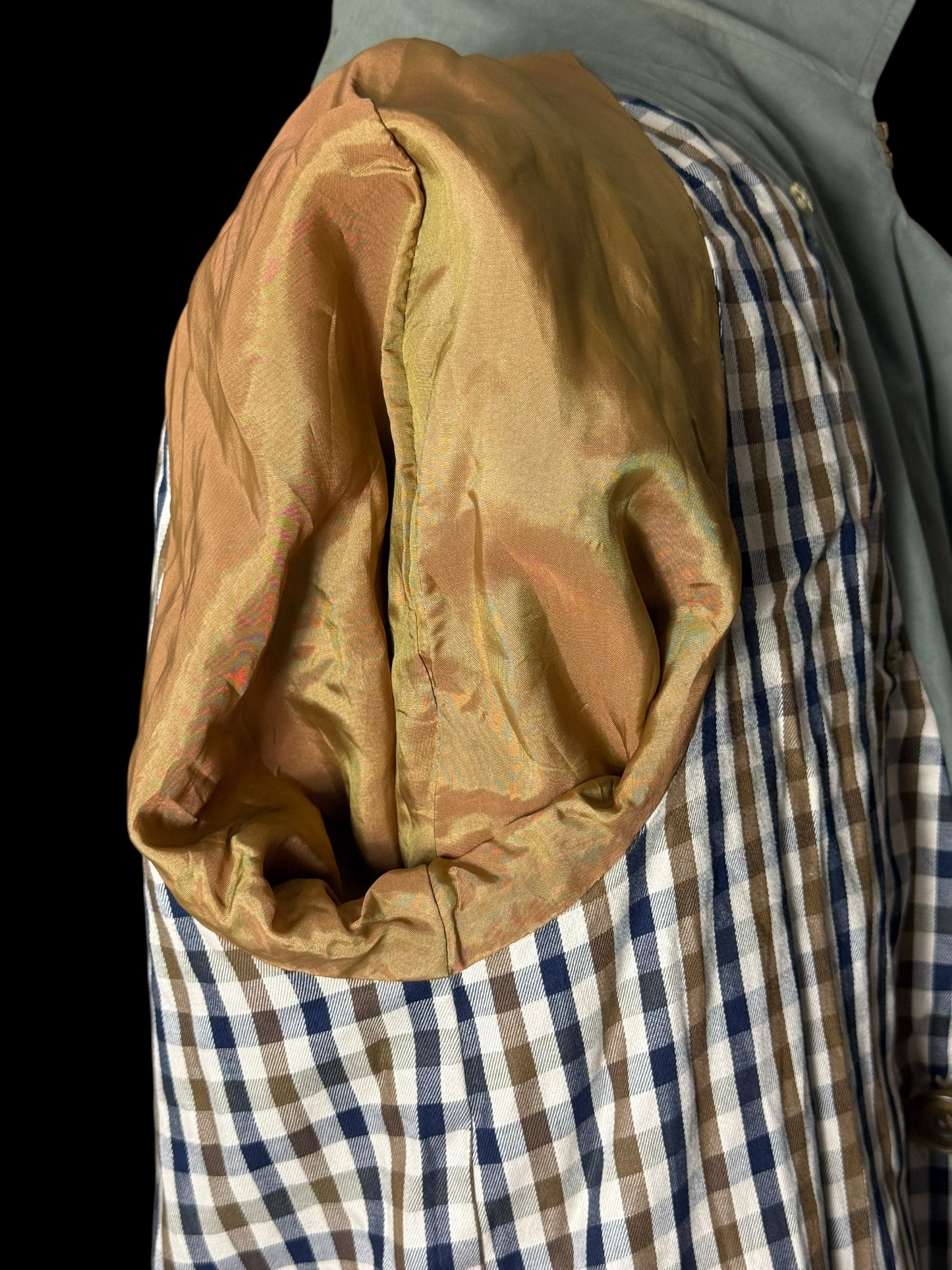 Vintage Men’s Aquascutum Sage Green Belted Trench Coat Size 42” Made In England