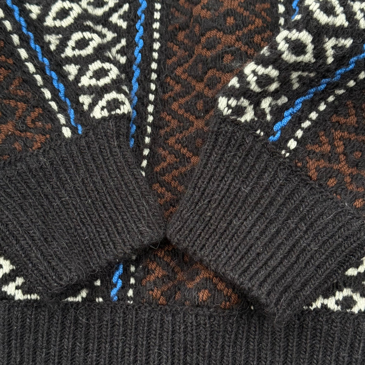 Men’s Off White Intarsia Knit Jumper Size Medium Wool Alpaca Mix Embroidered