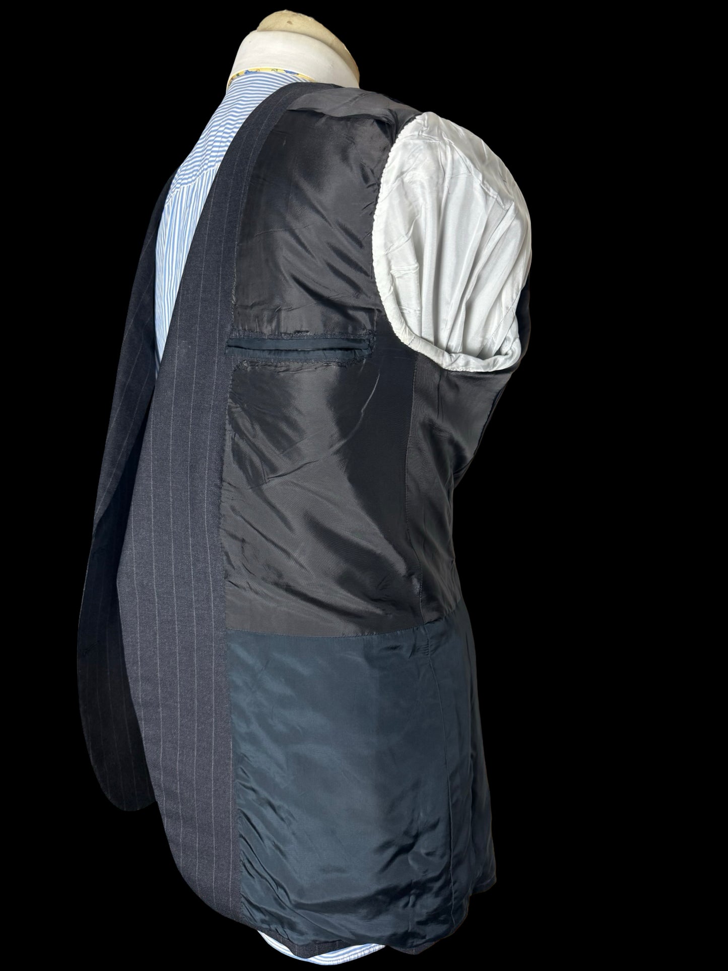 Bespoke Hayward Dark Grey Pinstripe Suit 43R/ W36R Savile Row 2 Btn