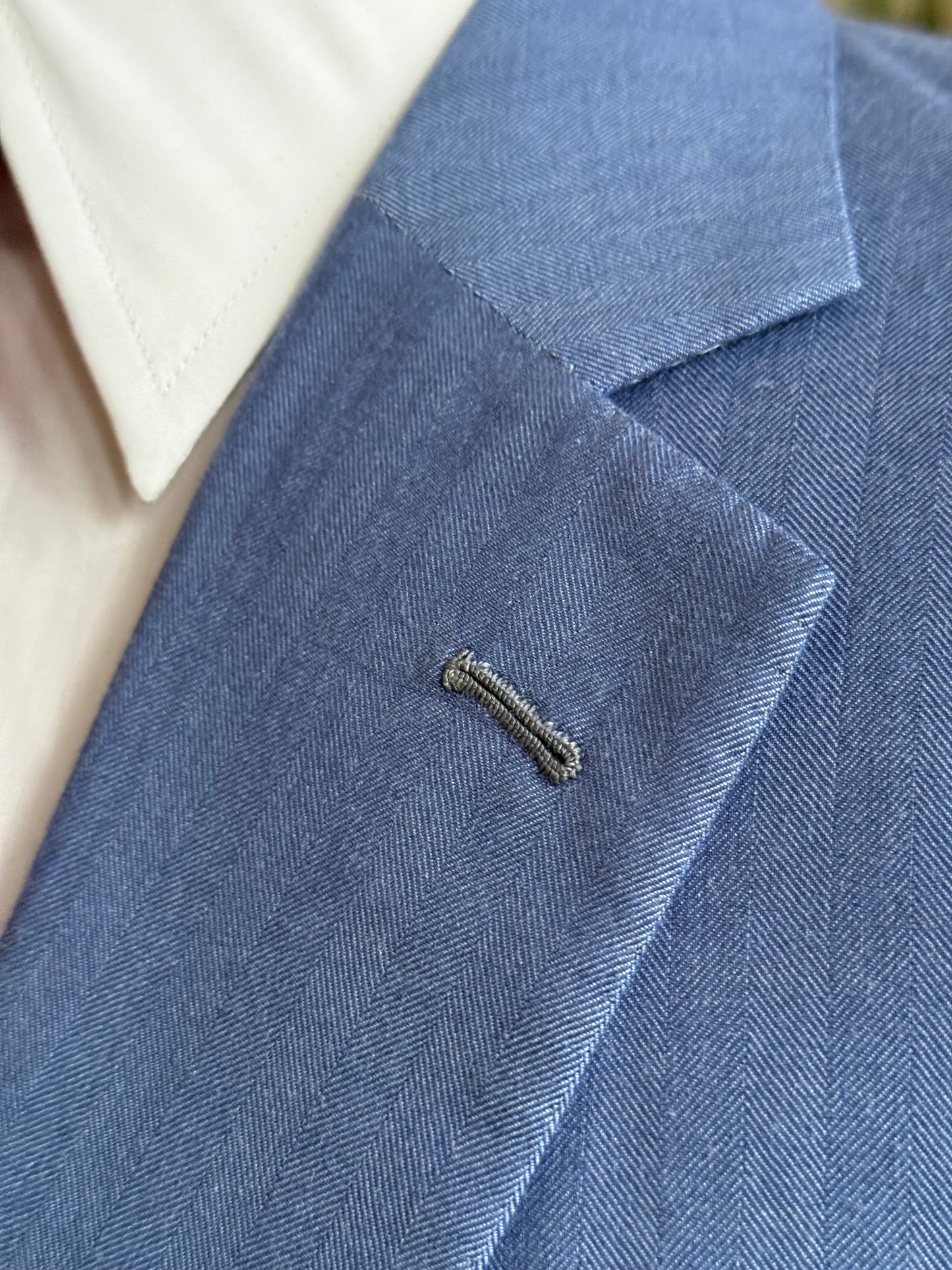 Savile Row Bespoke Blue Herringbone Sport Coat 44/45R Holland Sherry Cashique