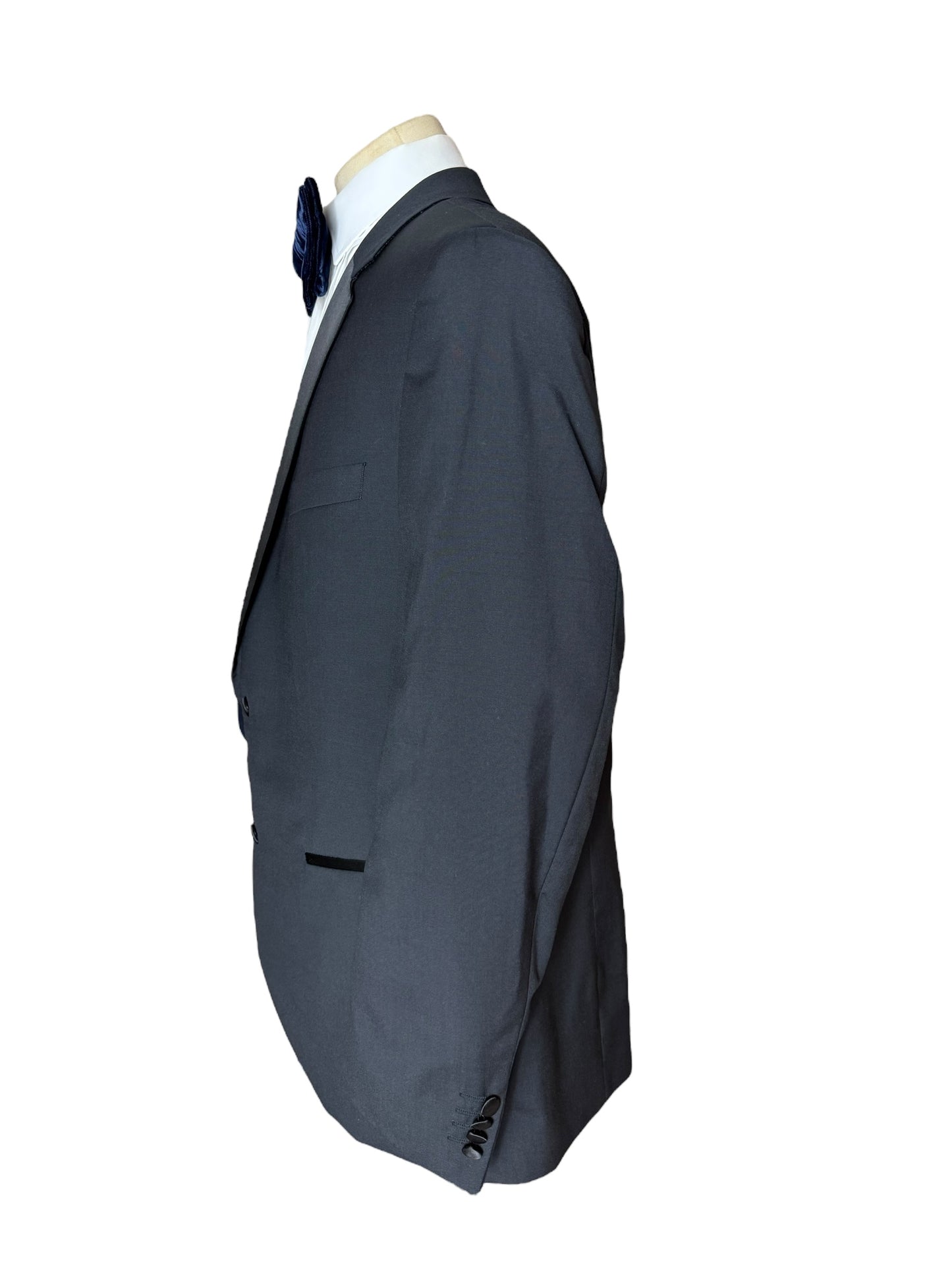 Men’s Hugo Boss Tuxedo Dinner Suit 44L / W40L Includes Cummerbund