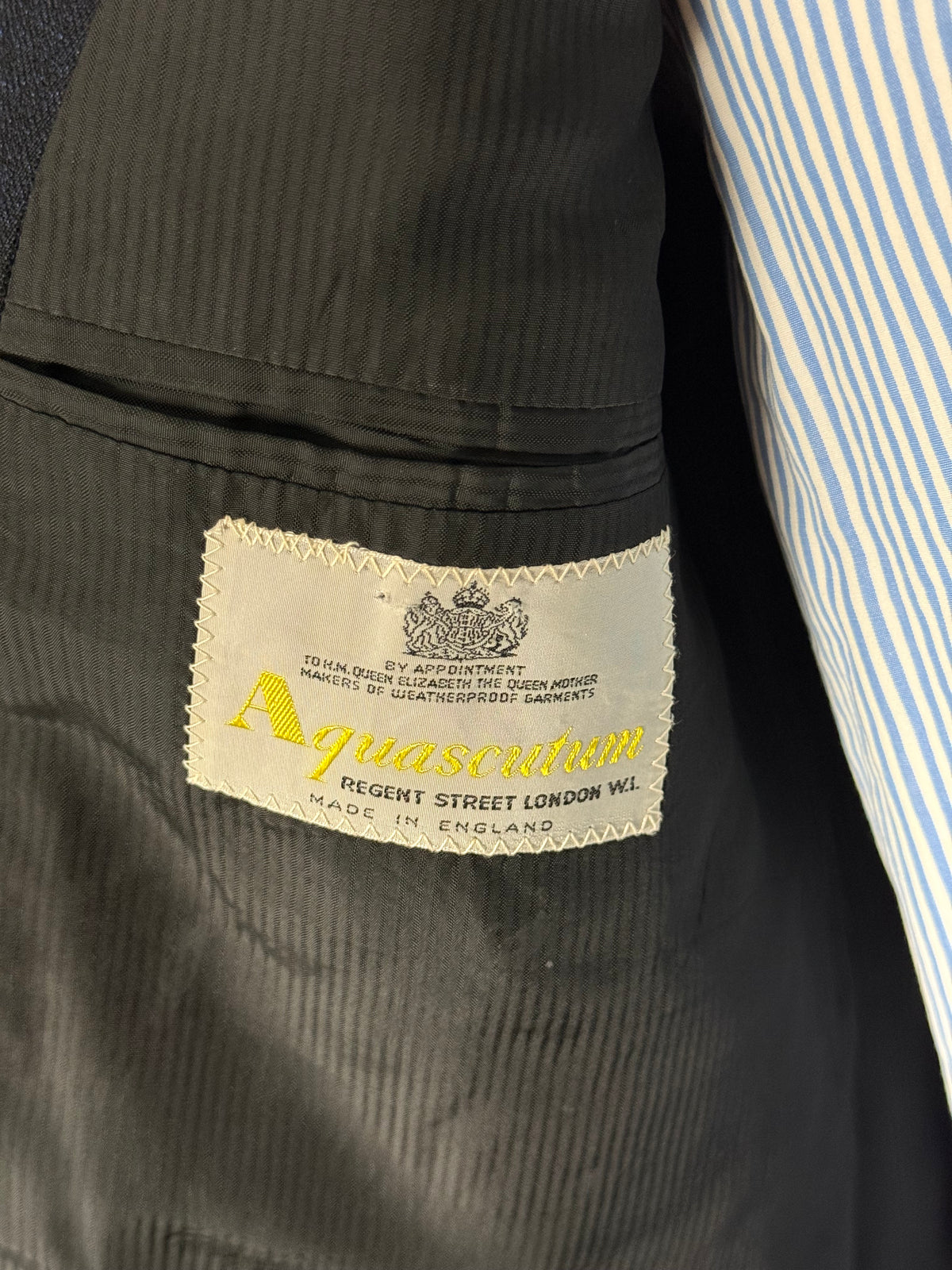 Vintage 1970’s Aquascutum Navy Herringbone Wool Suit 44L / W36”