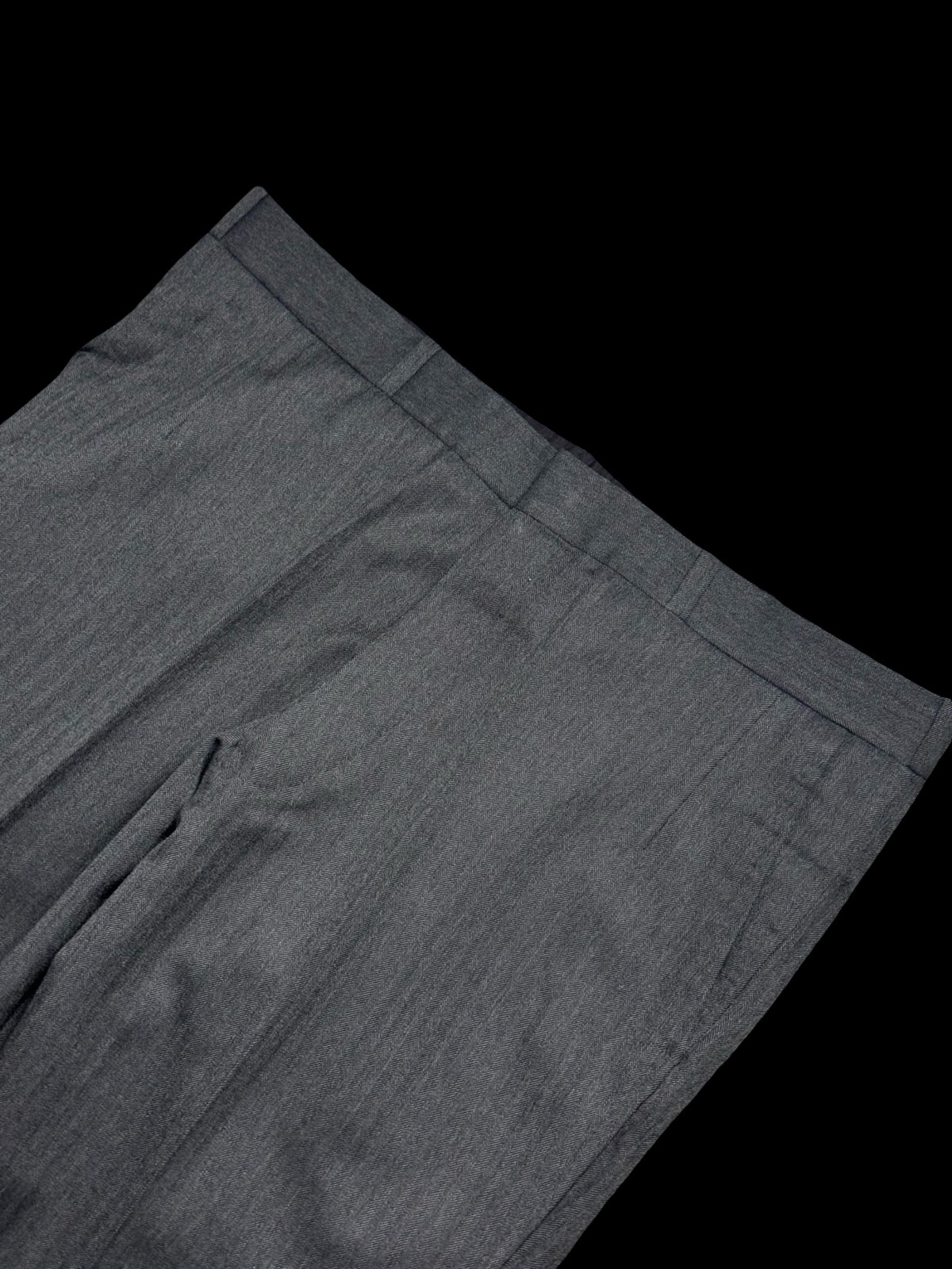 Bespoke Hayward Mid Grey Herringbone Suit 44R / W38R Savile Row 3 Btn