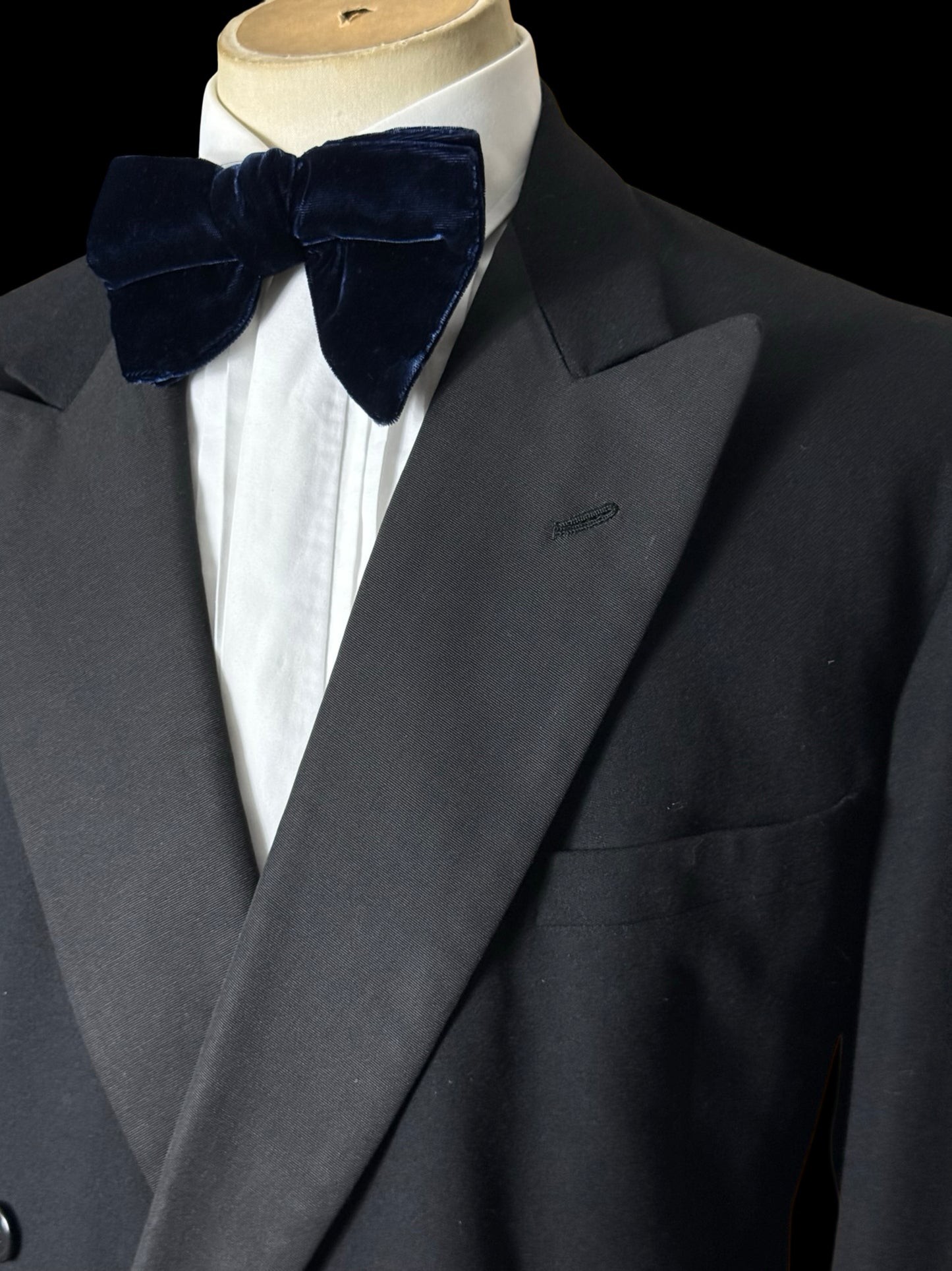 Vintage 1950’s Bespoke Harrods Double Breasted Dinner Jacket 42L
