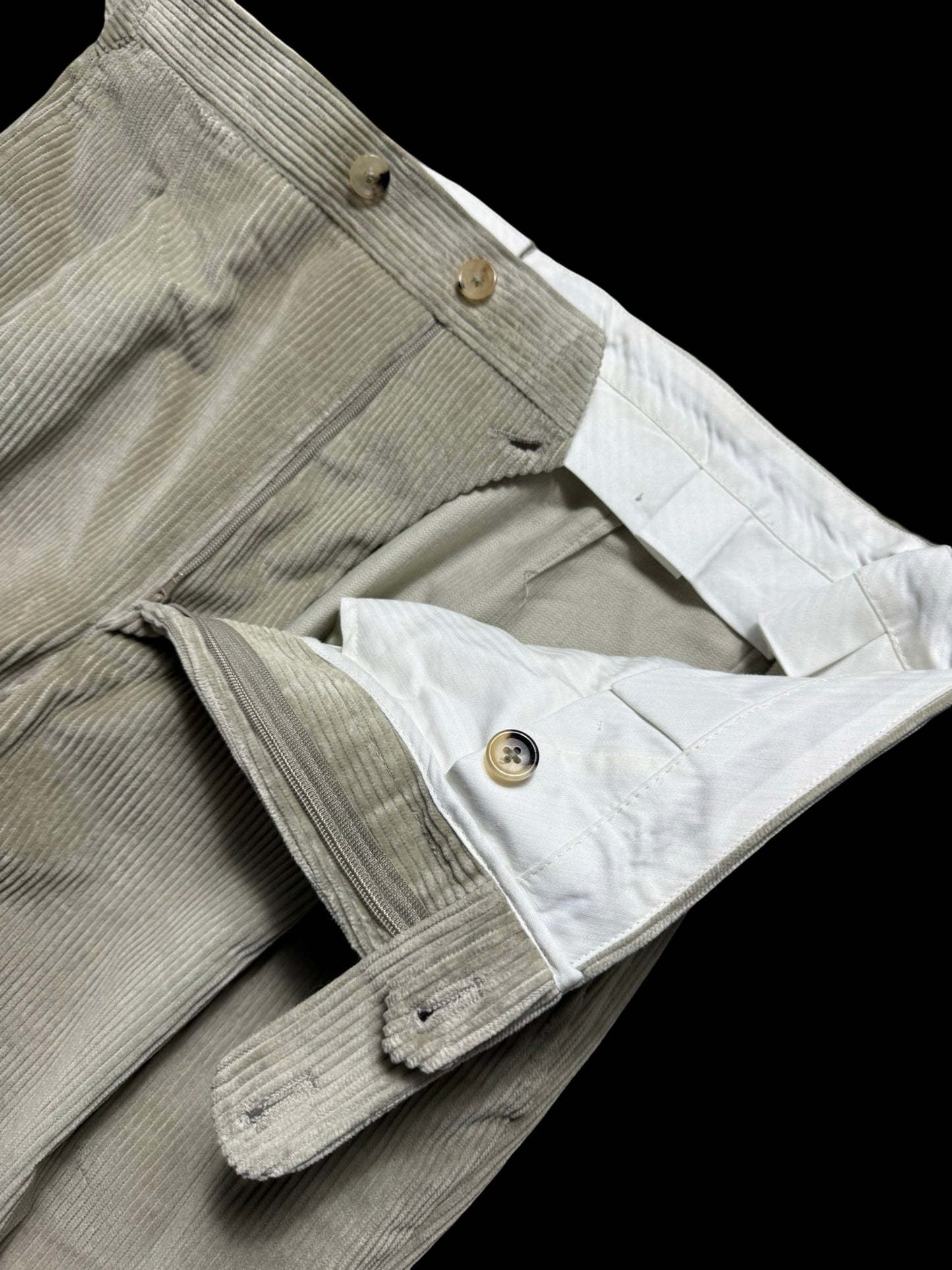 P. Johnson Sage Thick Corduroy Pleat Front Trousers W32-34” Short
