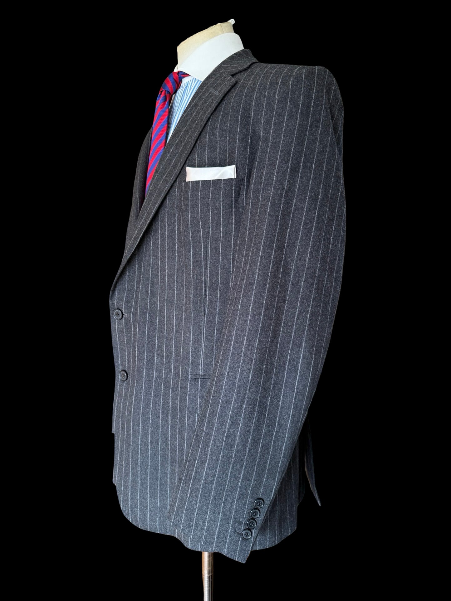 GIEVES & HAWKES Grey Flannel Chalk Stripe Suit Size 46L/ W40L Savile Row