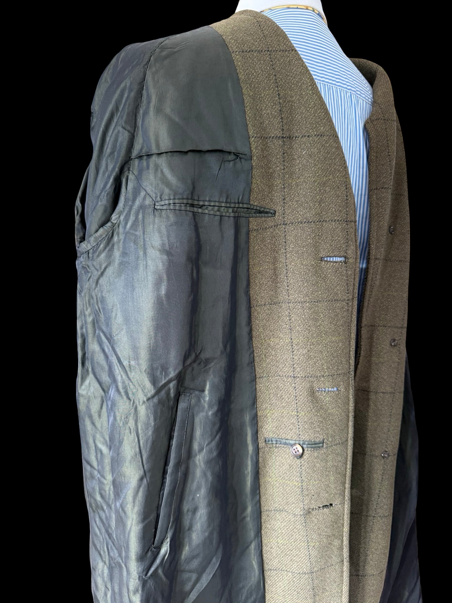 Vintage Chester Barrie Savile Row Green Tweed Overcoat 44L Raglan