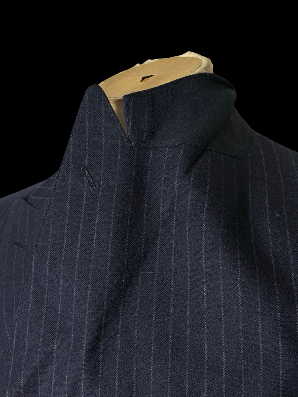 VTG Austin Reed Chester Barrie Navy Double Breasted Suit 39S/W34S Chalk Stripe