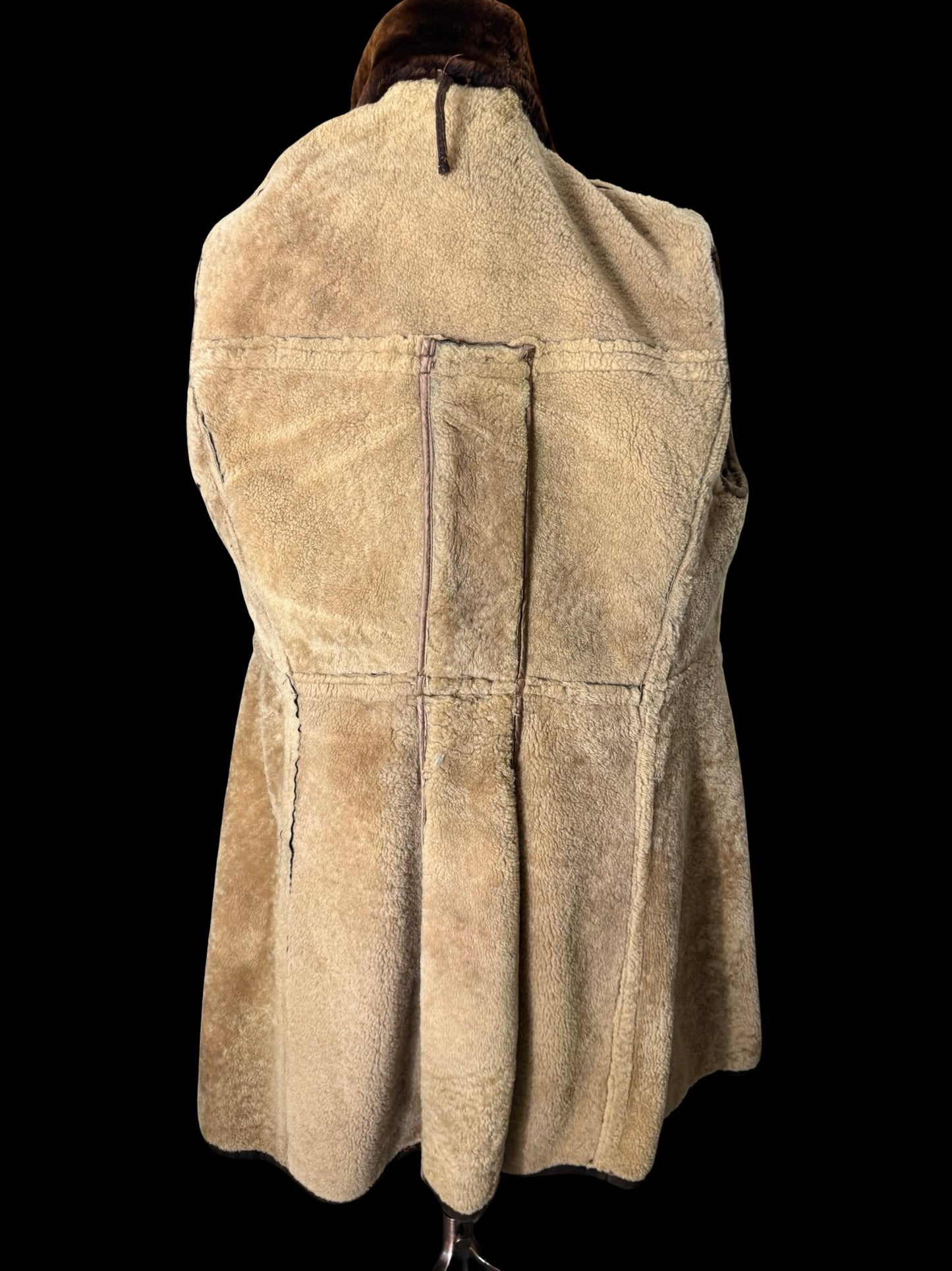 Vintage Men’s Double Breasted Sheepskin Overcoat 46” Dark Brown Back Belt