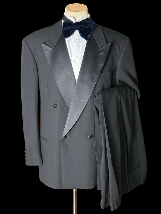 Vintage Giorgio Armani Collezioni Double Breasted Tuxedo 44R / W36R 90’s Classic