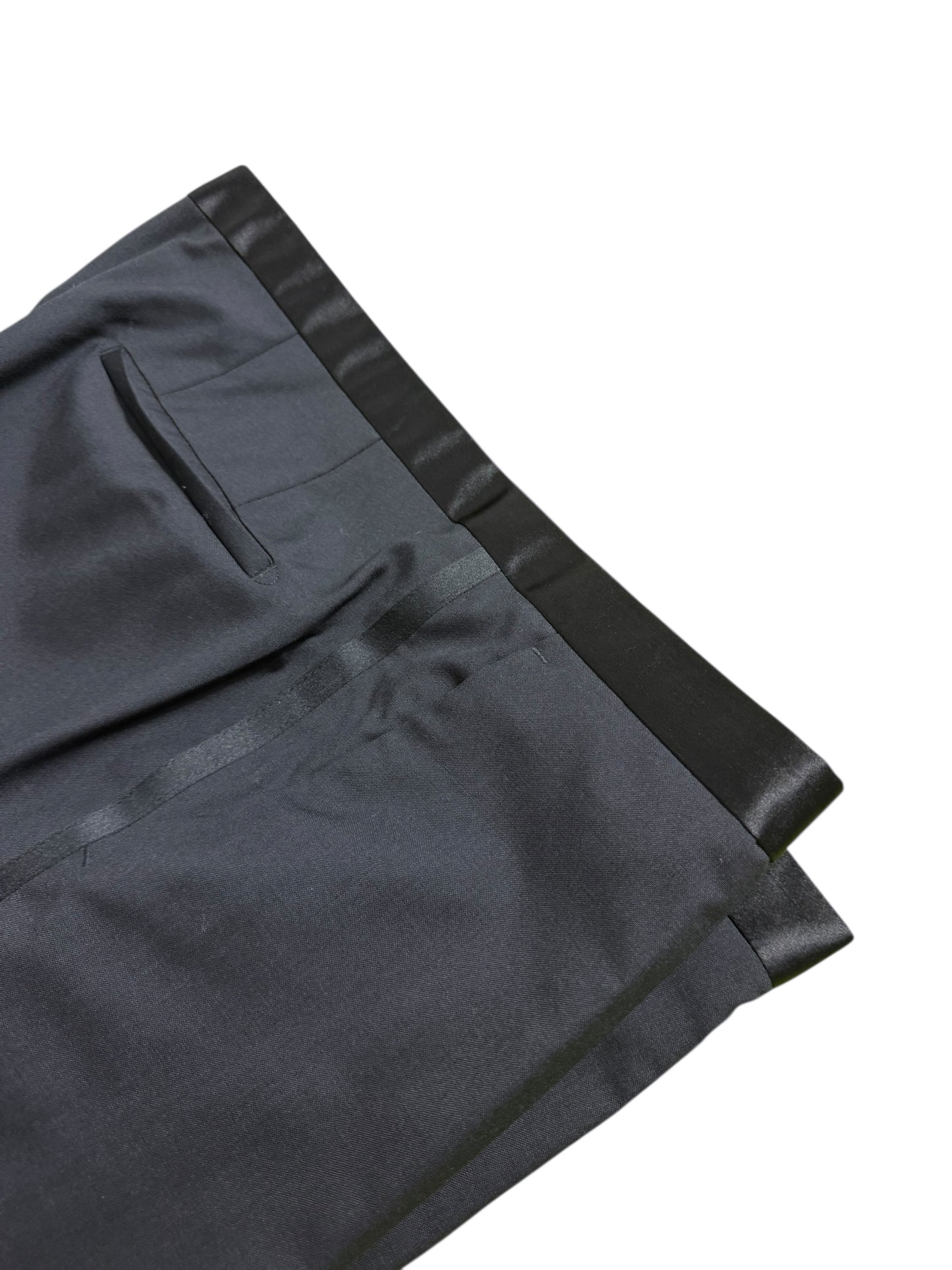 Men’s Hugo Boss Tuxedo Dinner Suit 44L / W40L Includes Cummerbund