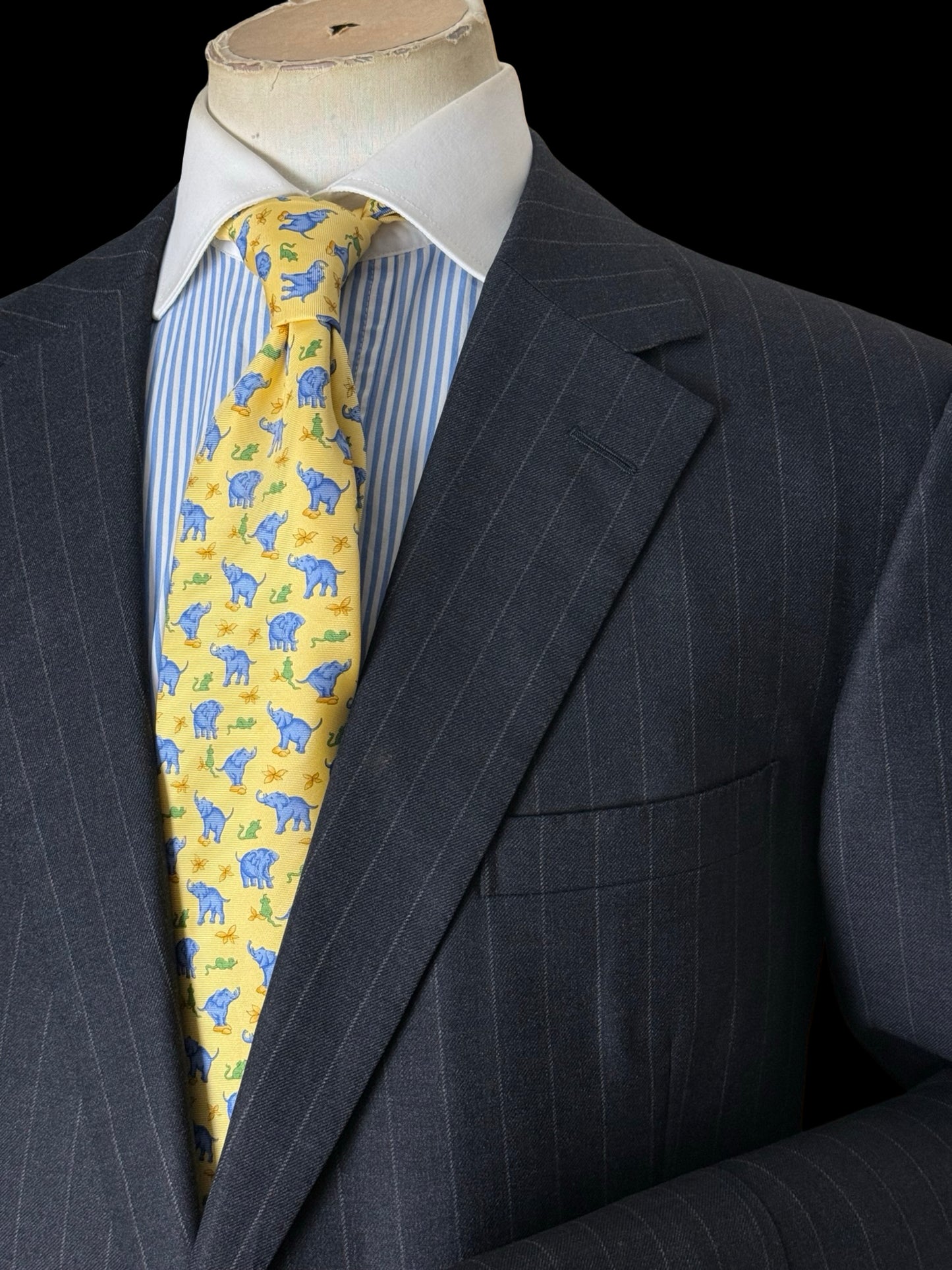 Bespoke Hayward Dark Grey Pinstripe Suit 43R/ W36R Savile Row 2 Btn