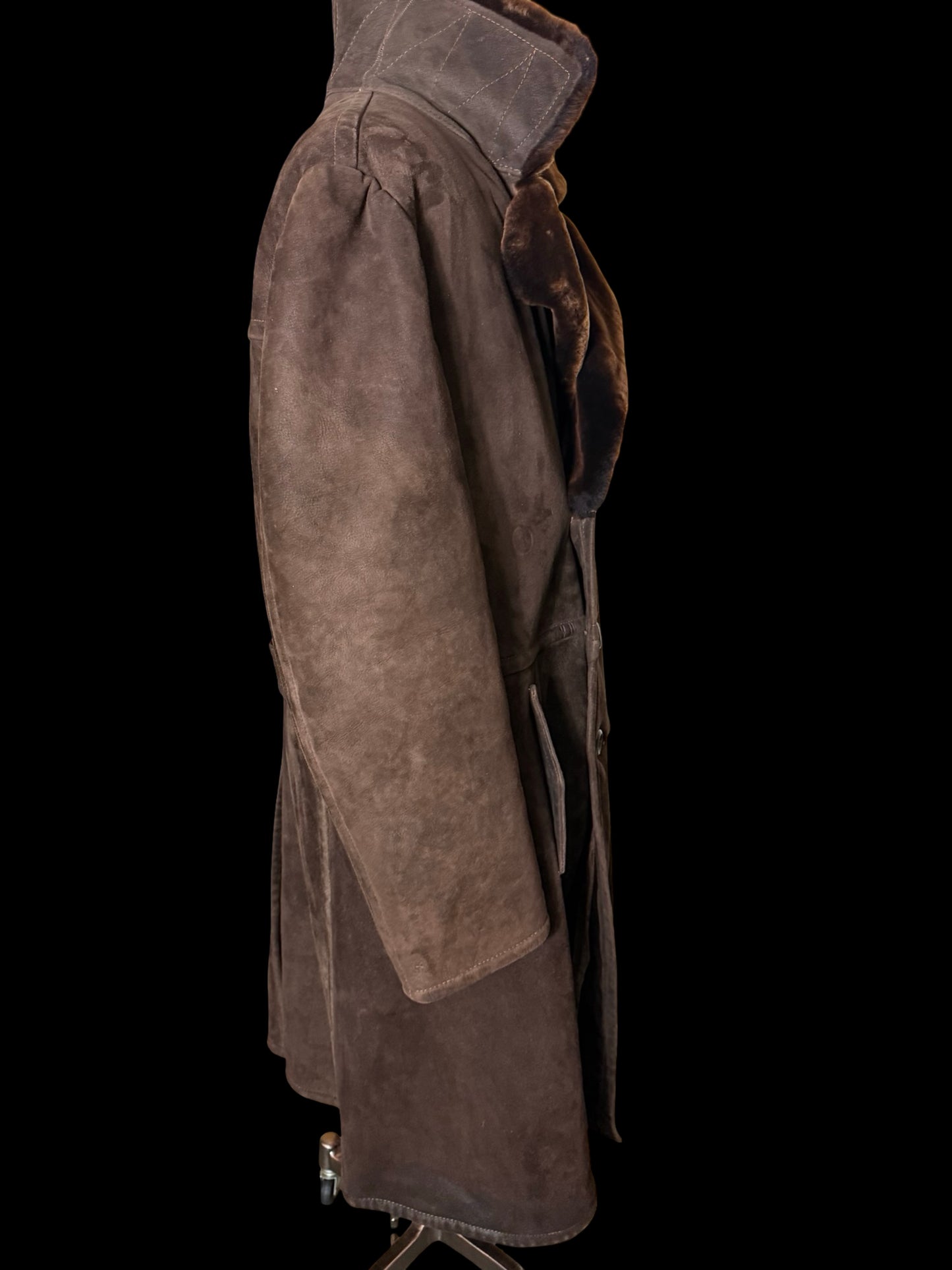 Vintage Men’s Double Breasted Sheepskin Overcoat 46” Dark Brown Back Belt