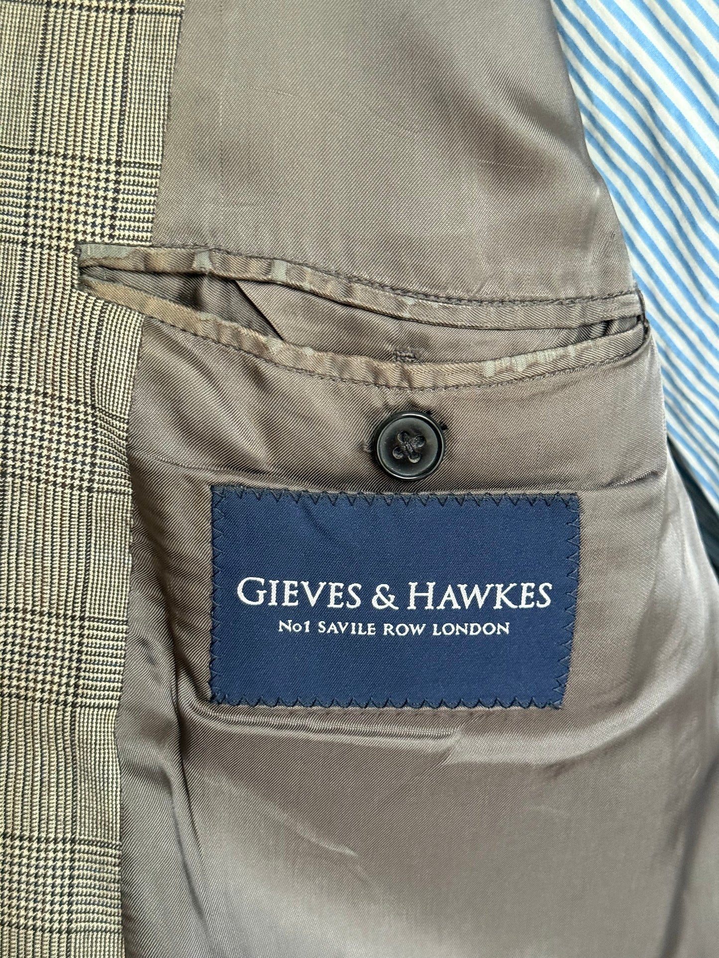 GIEVES & HAWKES Grey Prince Of Wales Wool Suit Size 44L/ W38L Savile Row