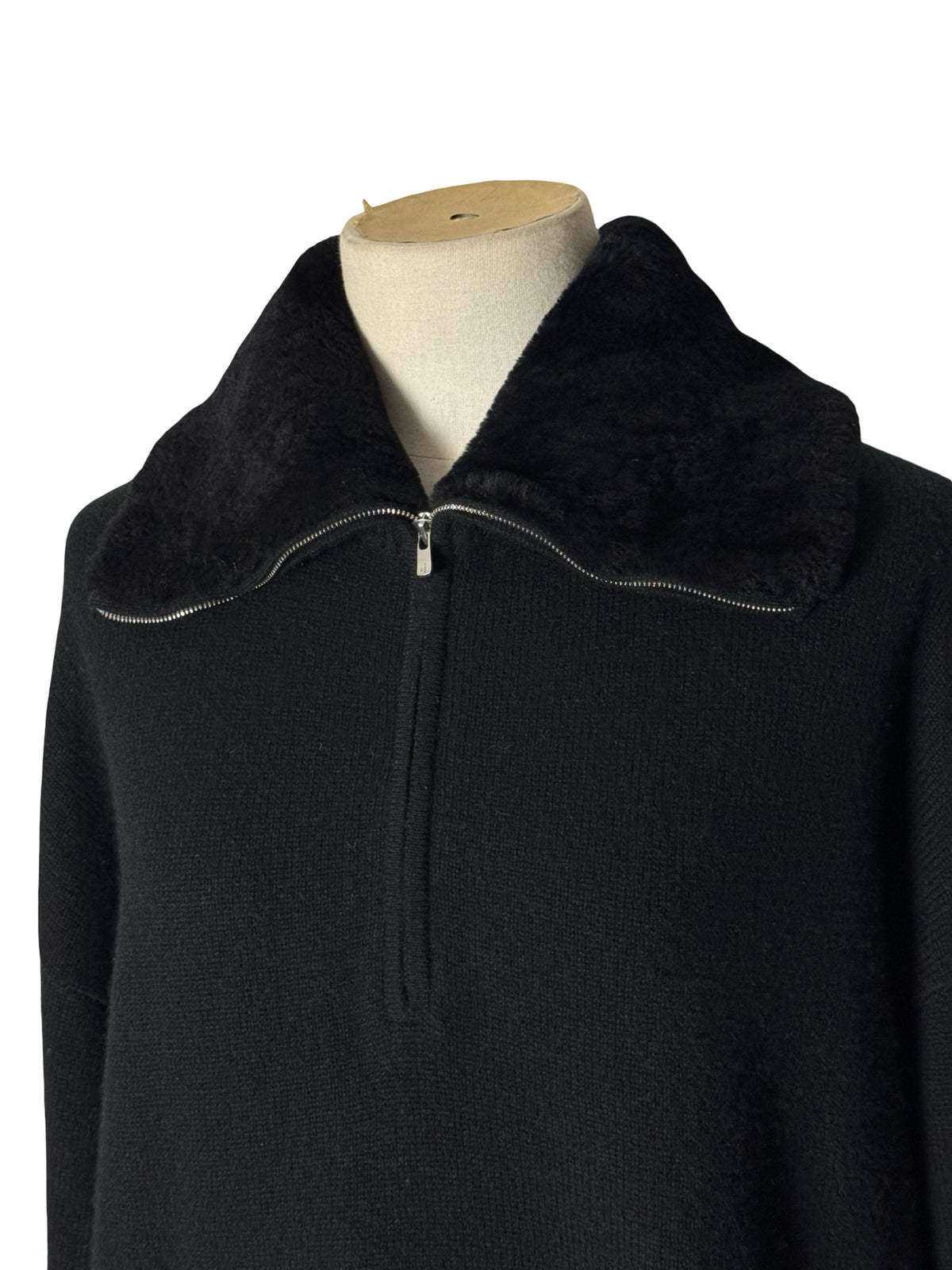 Women’s N.Peal Black Cashmere Zip Neck Jumper Shearling Collar Size M RRP £795