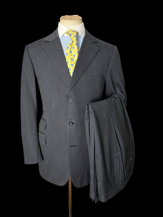 Bespoke Hayward Mid Grey Herringbone Suit 44R / W38R Savile Row 3 Btn