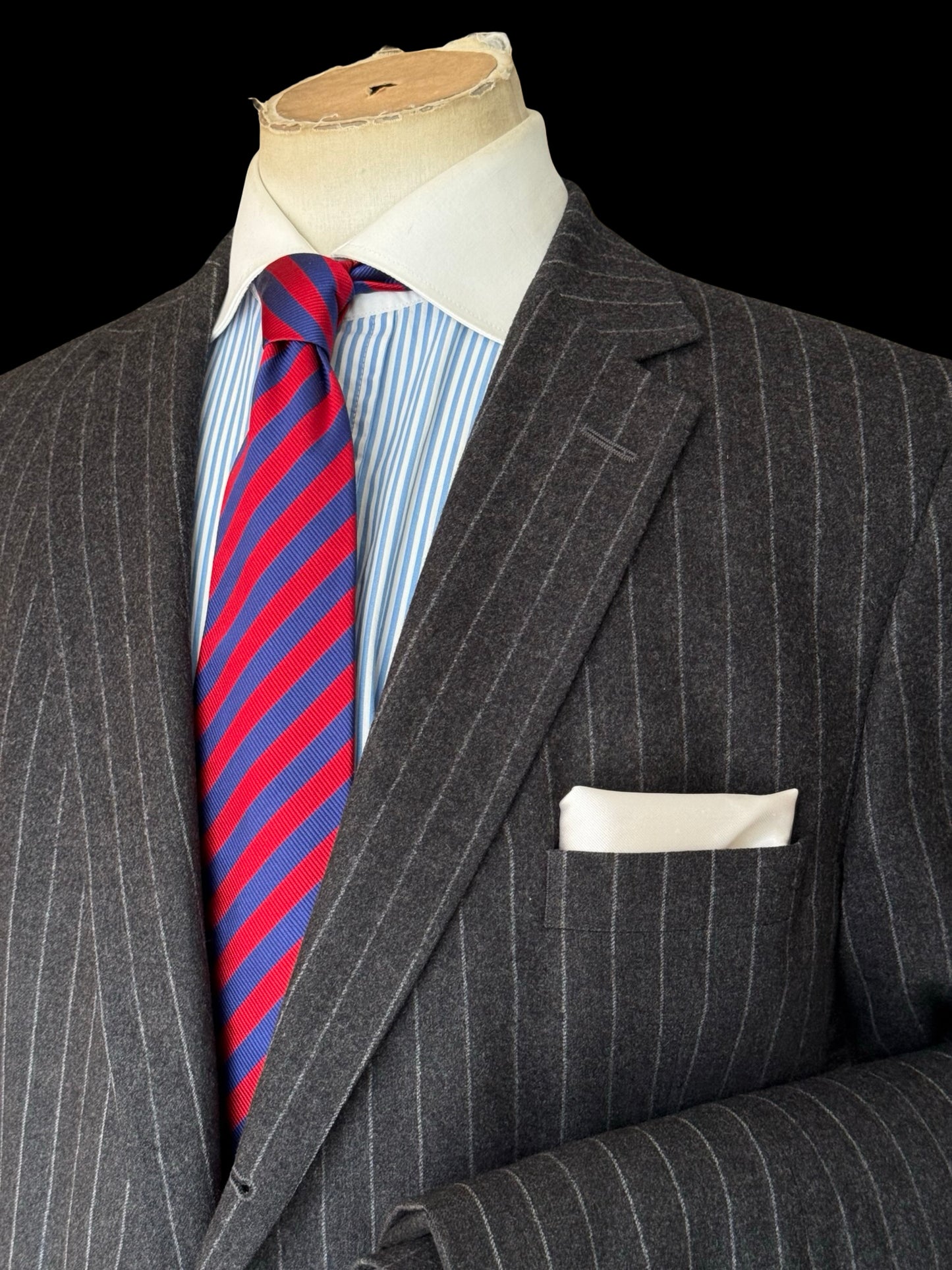GIEVES & HAWKES Grey Flannel Chalk Stripe Suit Size 46L/ W40L Savile Row