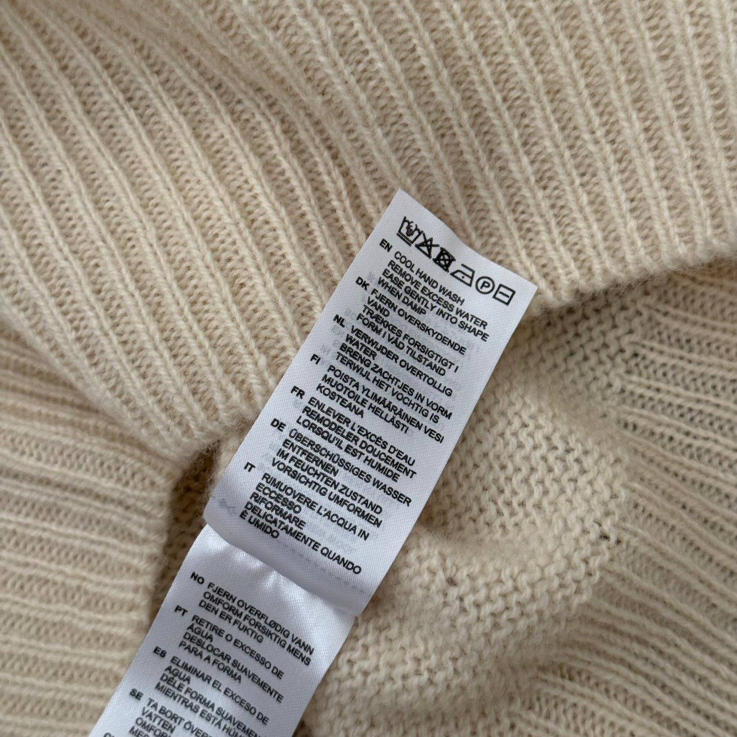 BNWT Natalino Shetland Wool Crew Neck Jumper Vanilla RRP £160