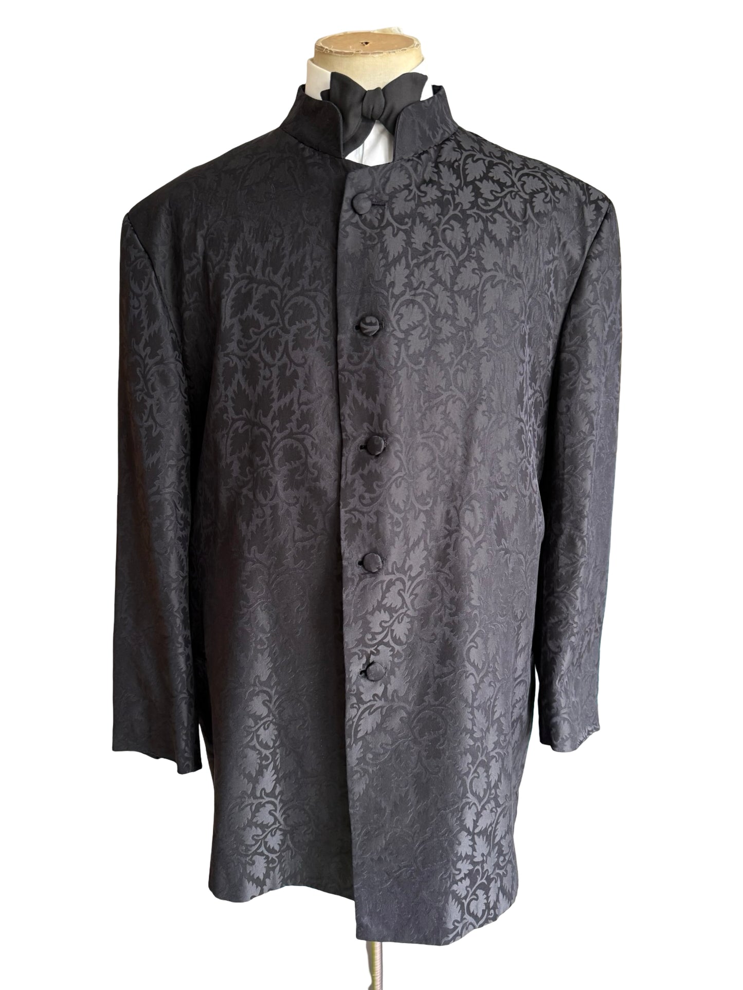 Men’s Favourbrook Silk Nehru Jacket Size 52R Black Embroidered