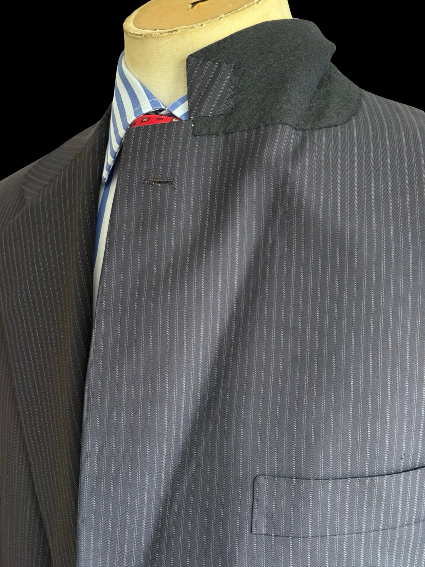 Kiton Navy Blue Pinstripe Suit 44L / W38L Blanc Blu Super 180’s Wool 2 Roll 3 14 Micron