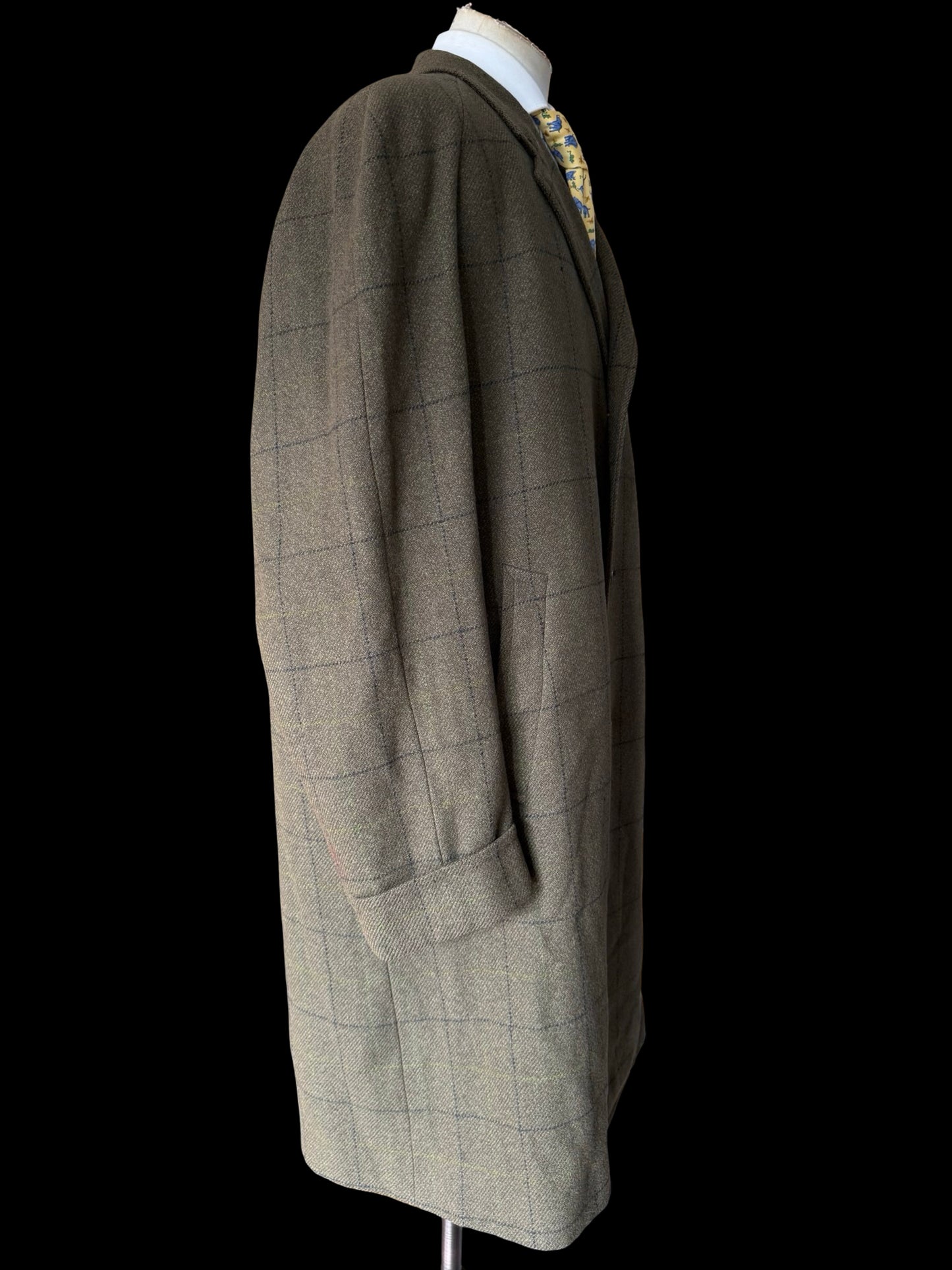 Vintage Chester Barrie Savile Row Green Tweed Overcoat 44L Raglan