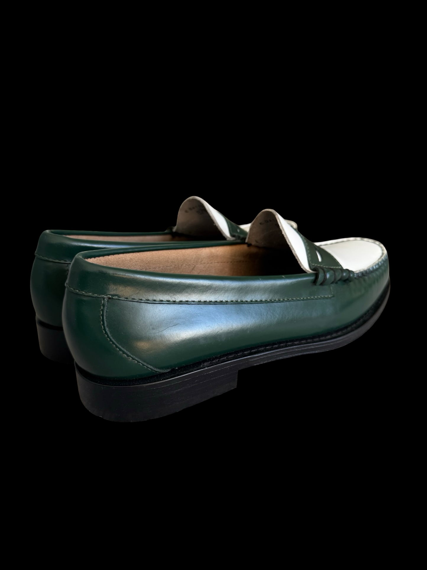 G.H Bass Weejuns Penny Loafers 42 UK8 E Green & White NEW