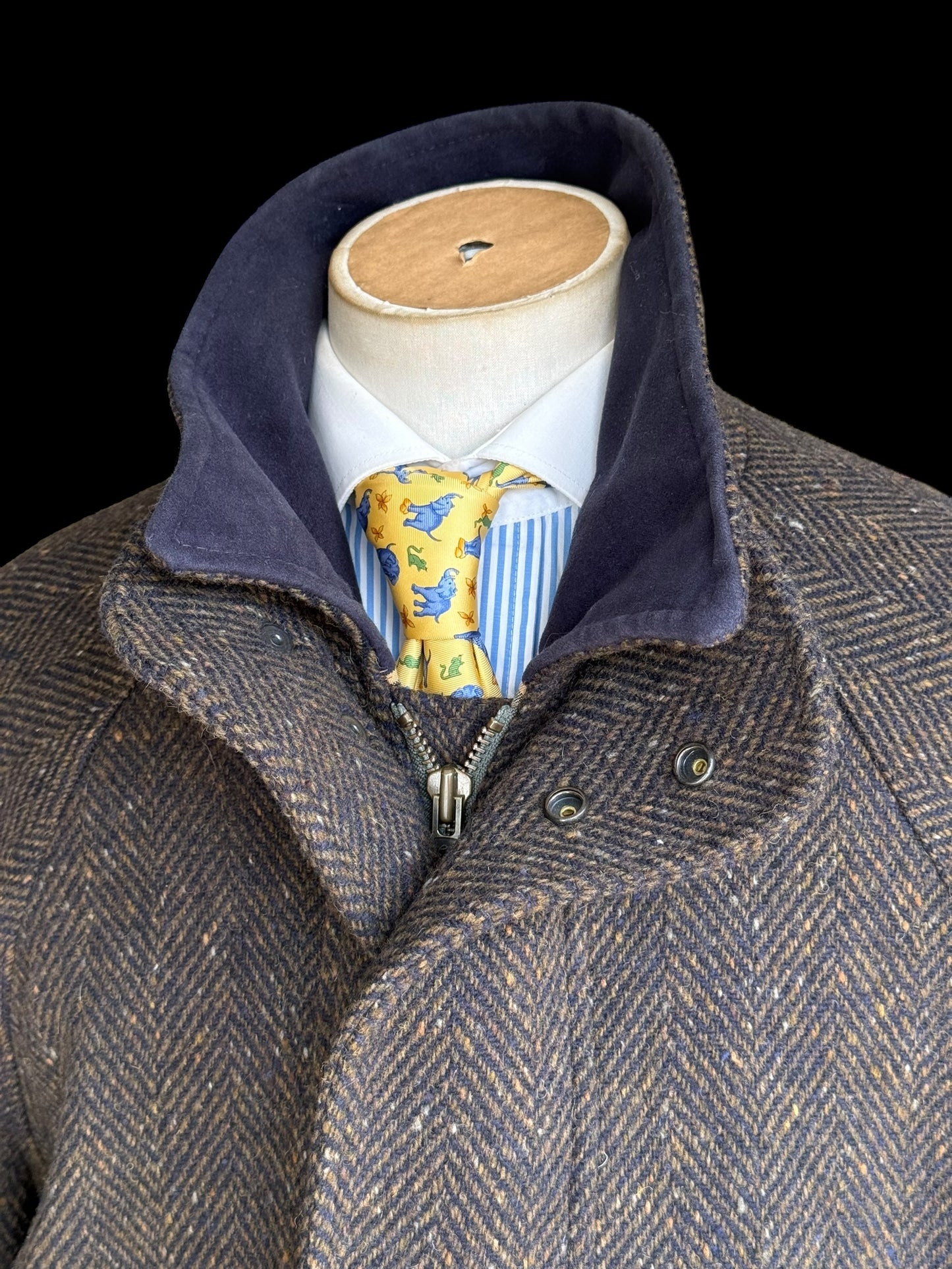 Men’s Magee Tweed Shooting Coat Size 46 Herringbone Flecked Tweed Hunting