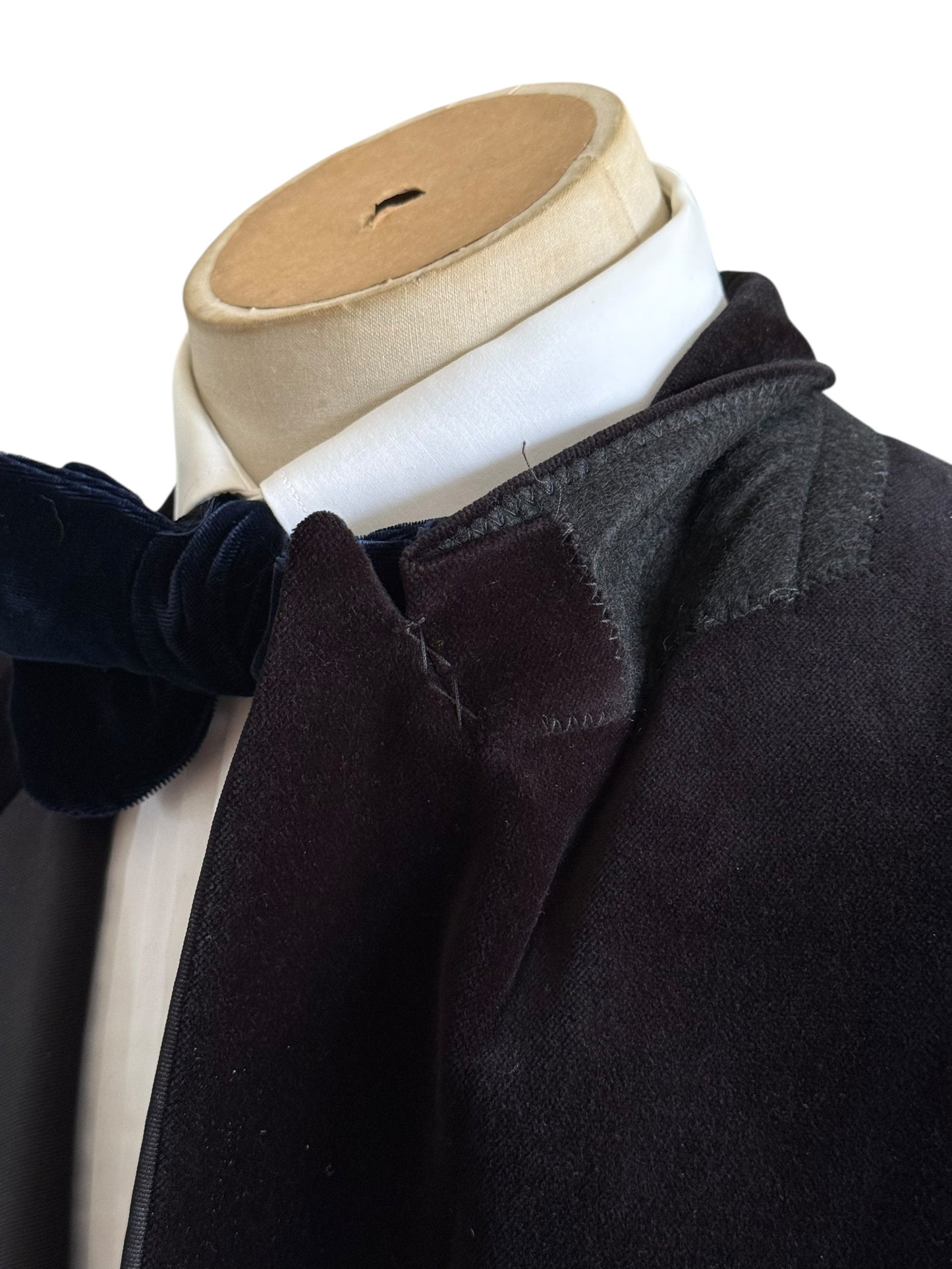 Favourbrook of Jermyn Street Black Velvet Dinner Jacket 46” Made In England