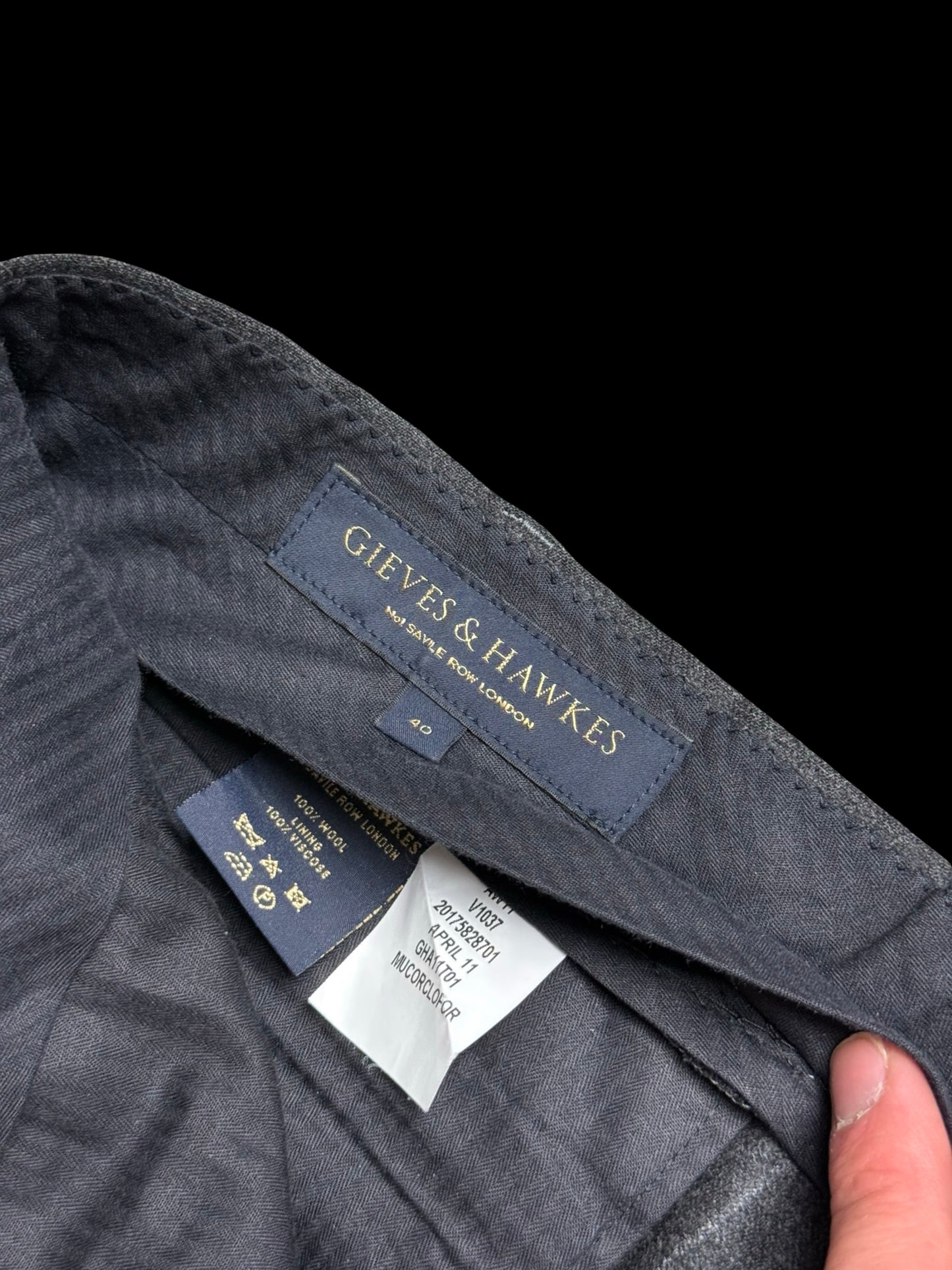 GIEVES & HAWKES Grey Flannel Chalk Stripe Suit Size 46L/ W40L Savile Row