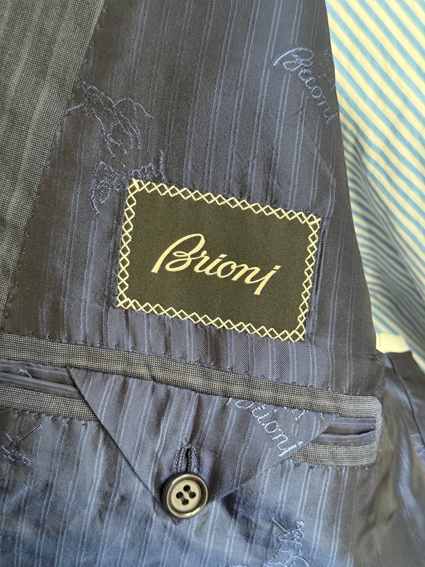 Brioni Navy Pinstripe Senato Suit 48R / W40R Wool Silk RRP £4k