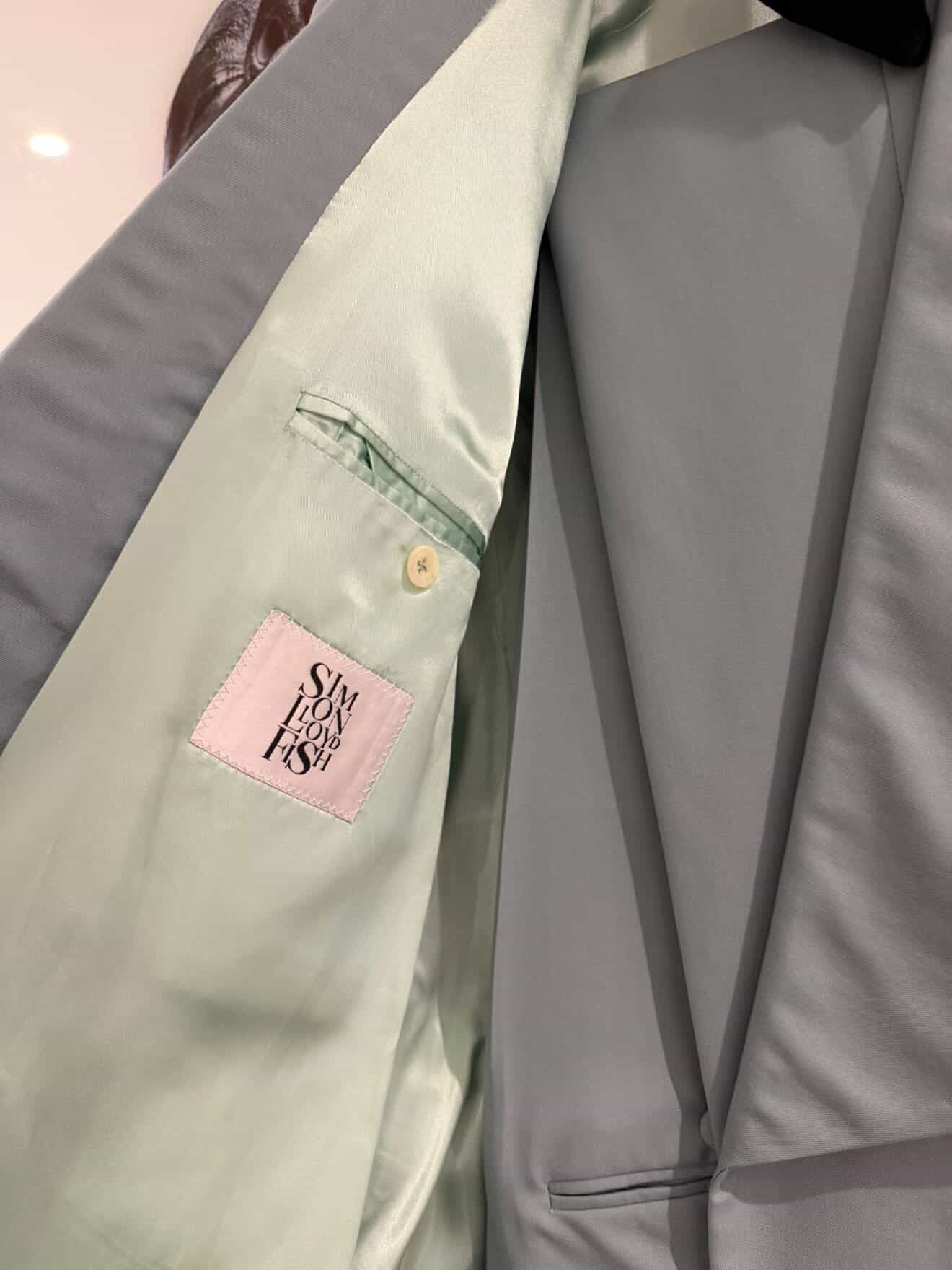 Bespoke Double Breasted Mint Green Suit 41R / W36” Holland & Sherry Solano Cloth